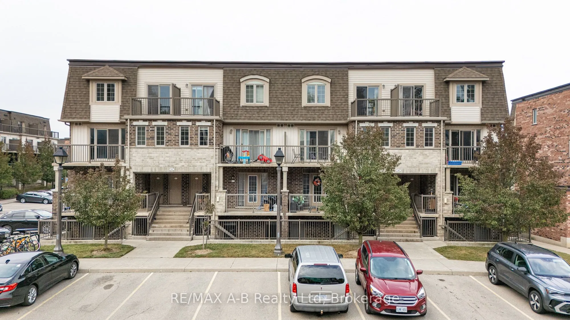 242 Rachel Crescent #H