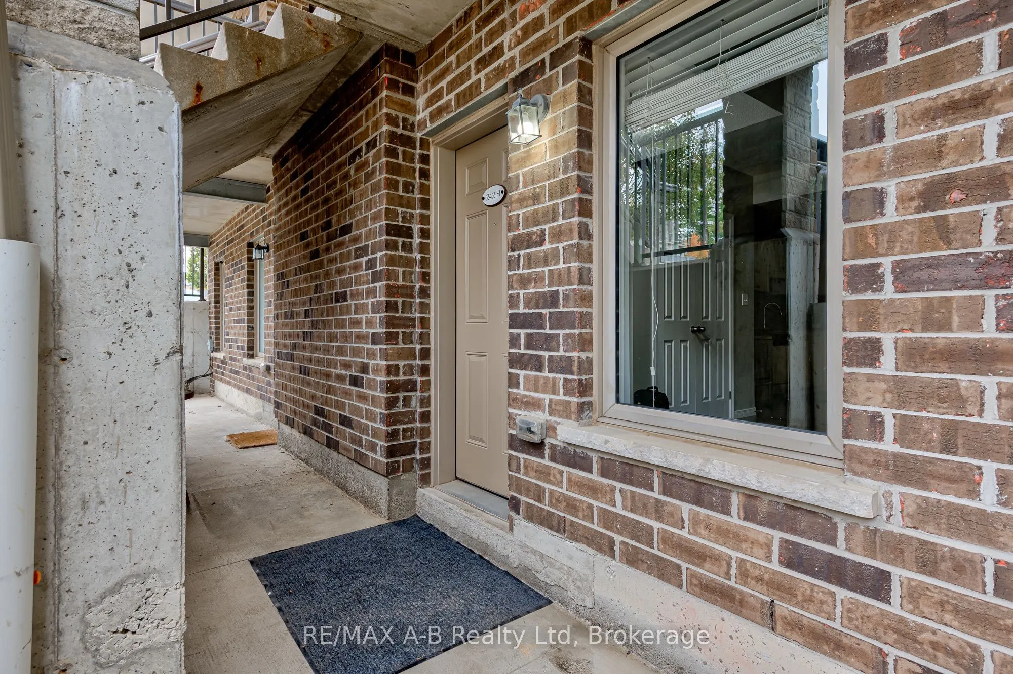 242 Rachel Crescent #H