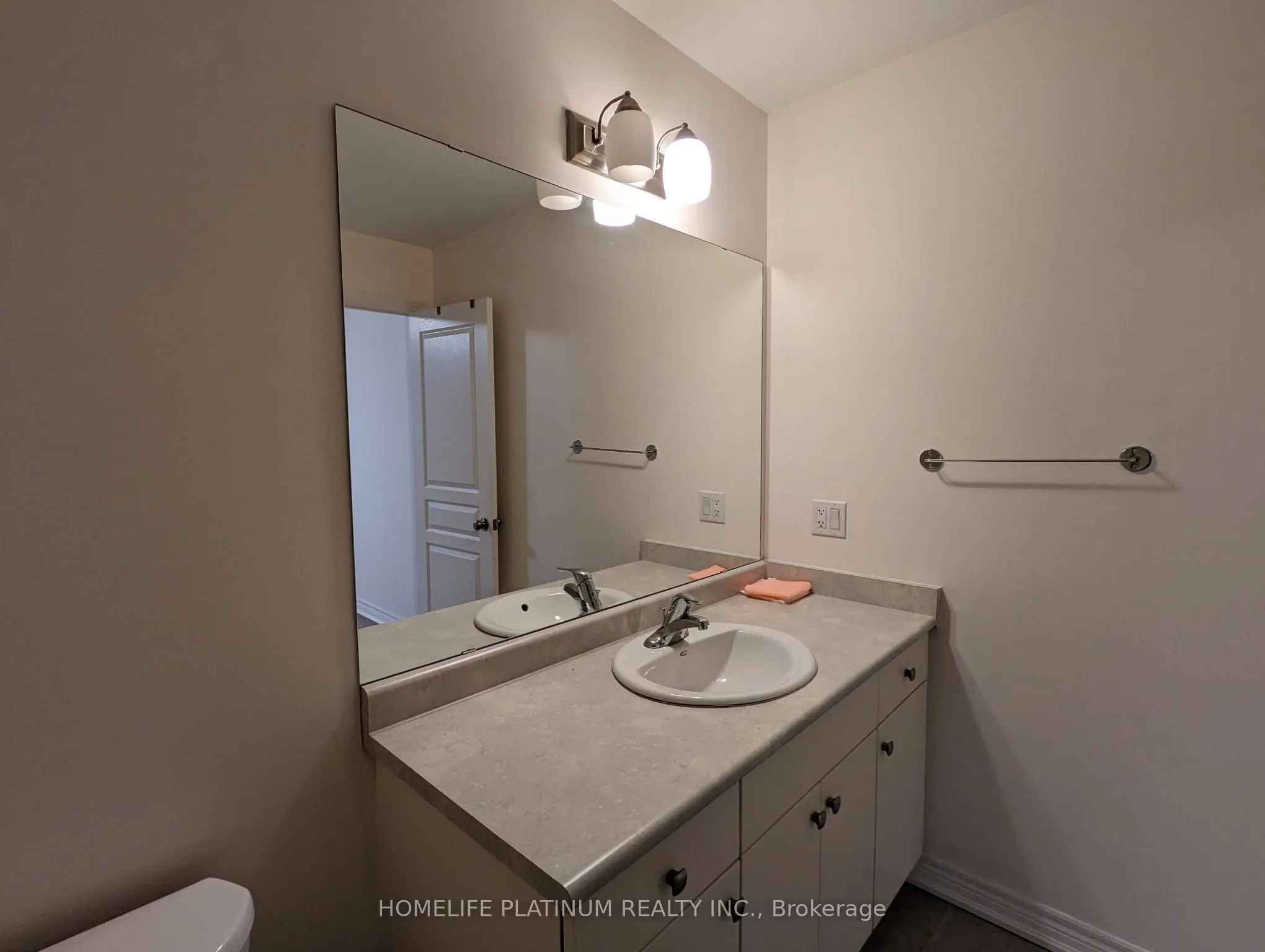 7768 Ascot Circle #43