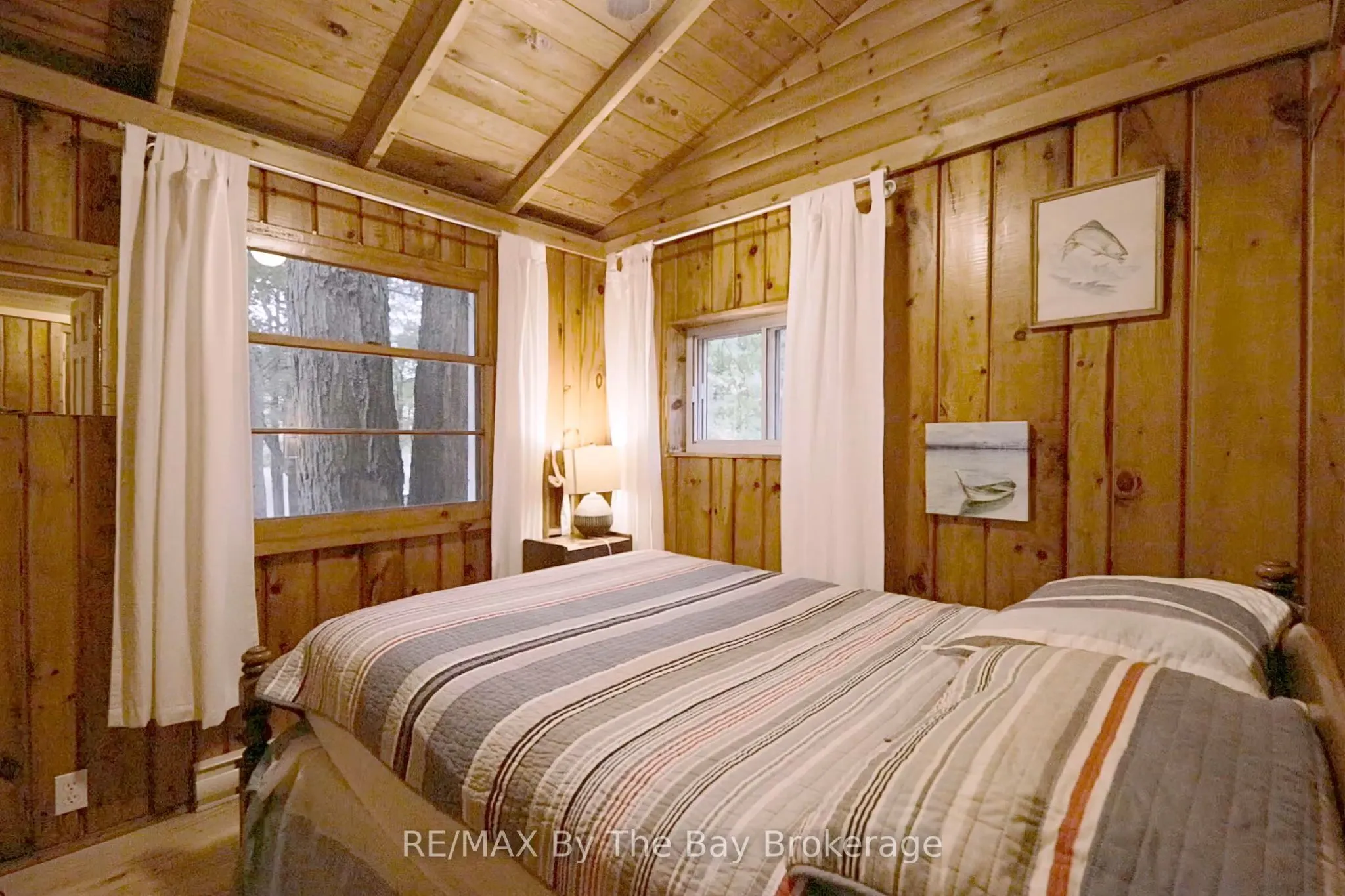 10158 Georgian Bay Shore