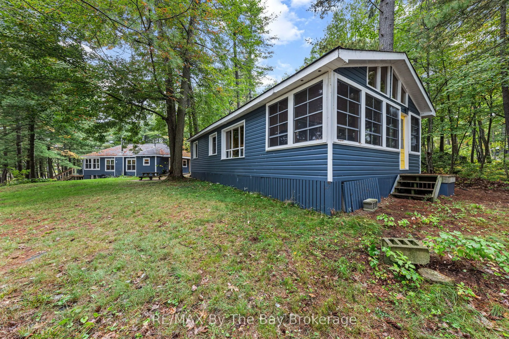 10158 Georgian Bay Shore