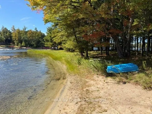 10158 Georgian Bay Shore