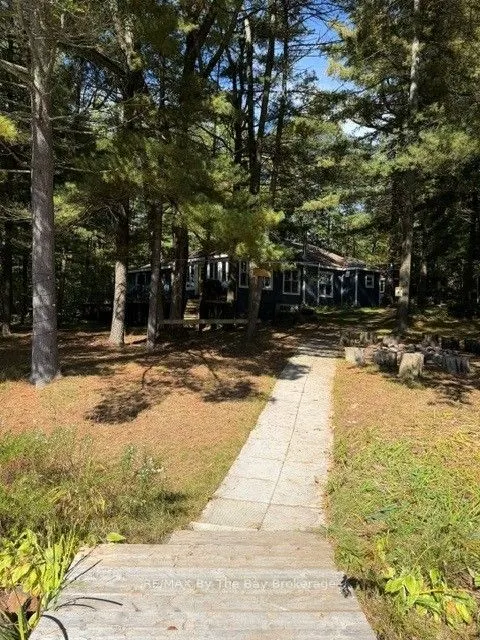 10158 Georgian Bay Shore