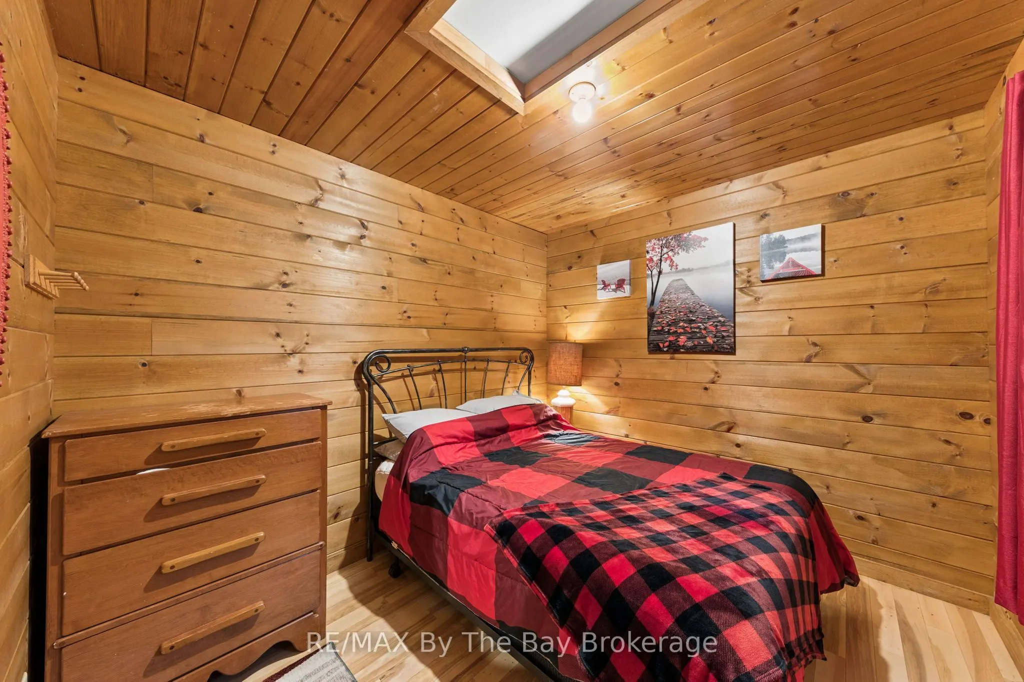 10158 Georgian Bay Shore