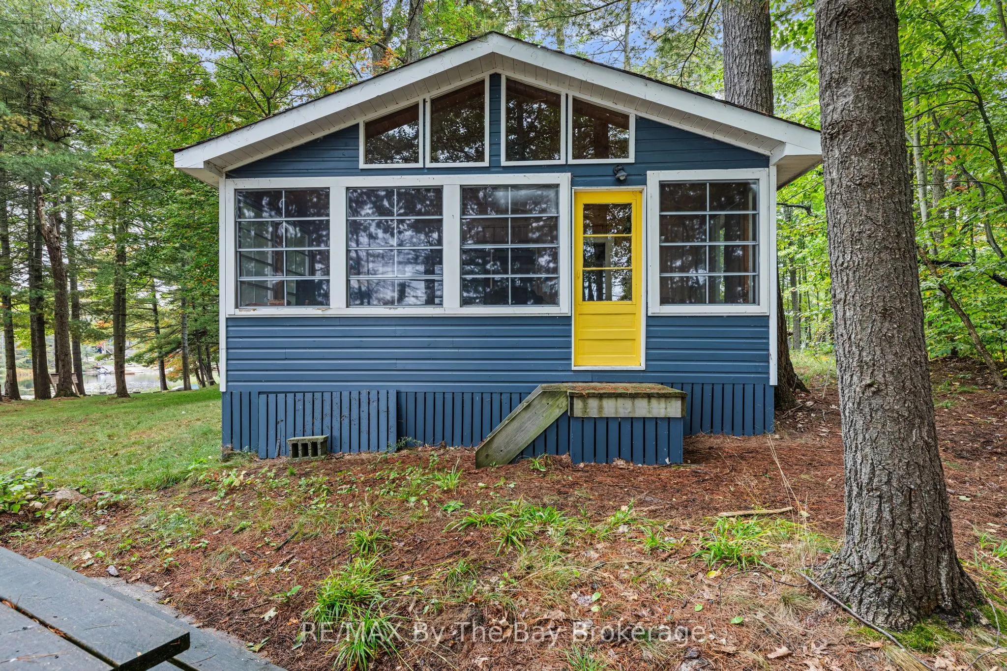 10158 Georgian Bay Shore