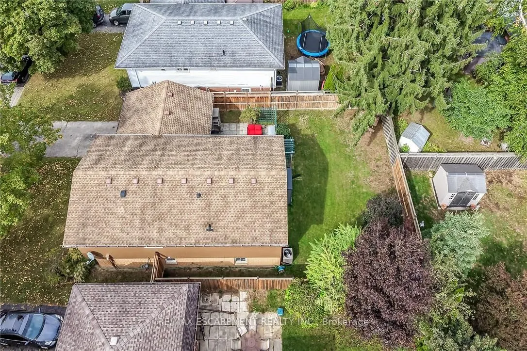 15 Miller Crescent