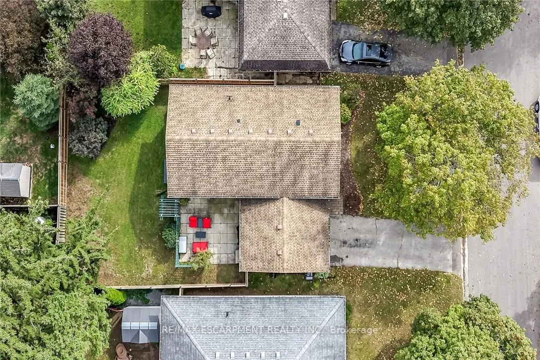 15 Miller Crescent