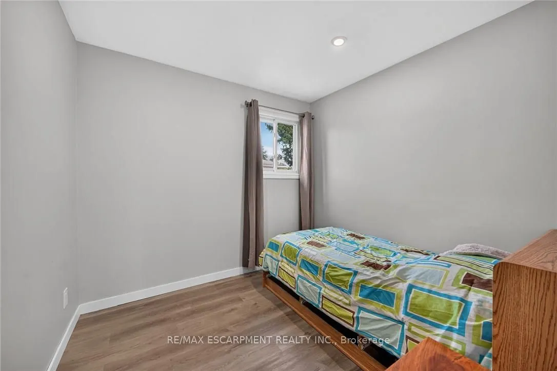 15 Miller Crescent