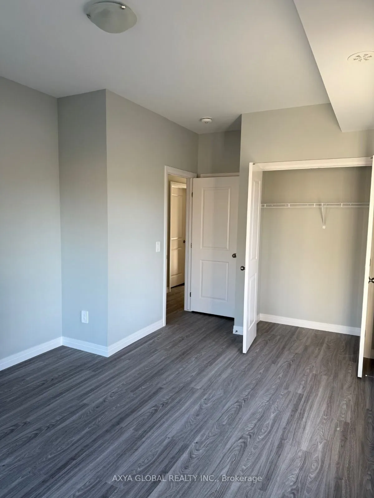 10 South Creek Drive #18