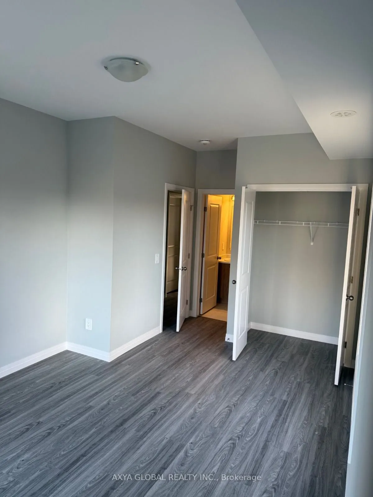 10 South Creek Drive #18
