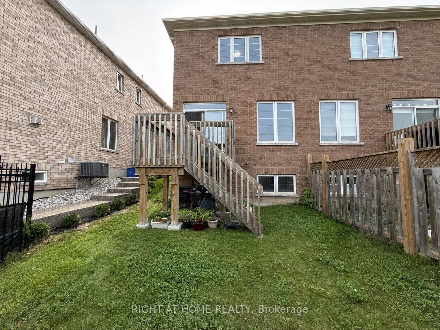 52 Heming Trail