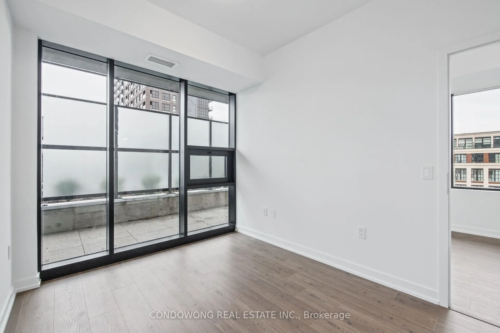 30 Francis Street S #609