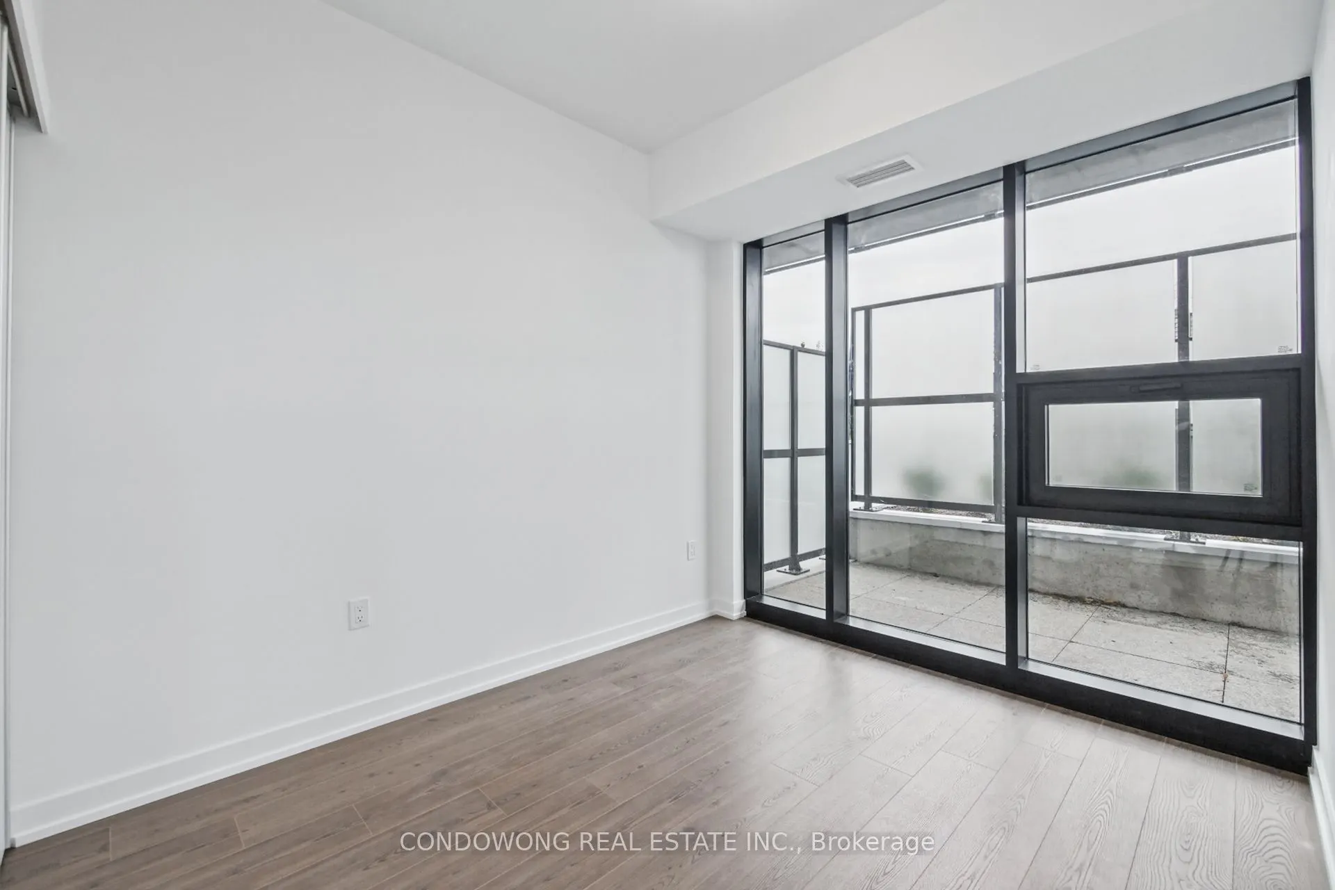 30 Francis Street S #609