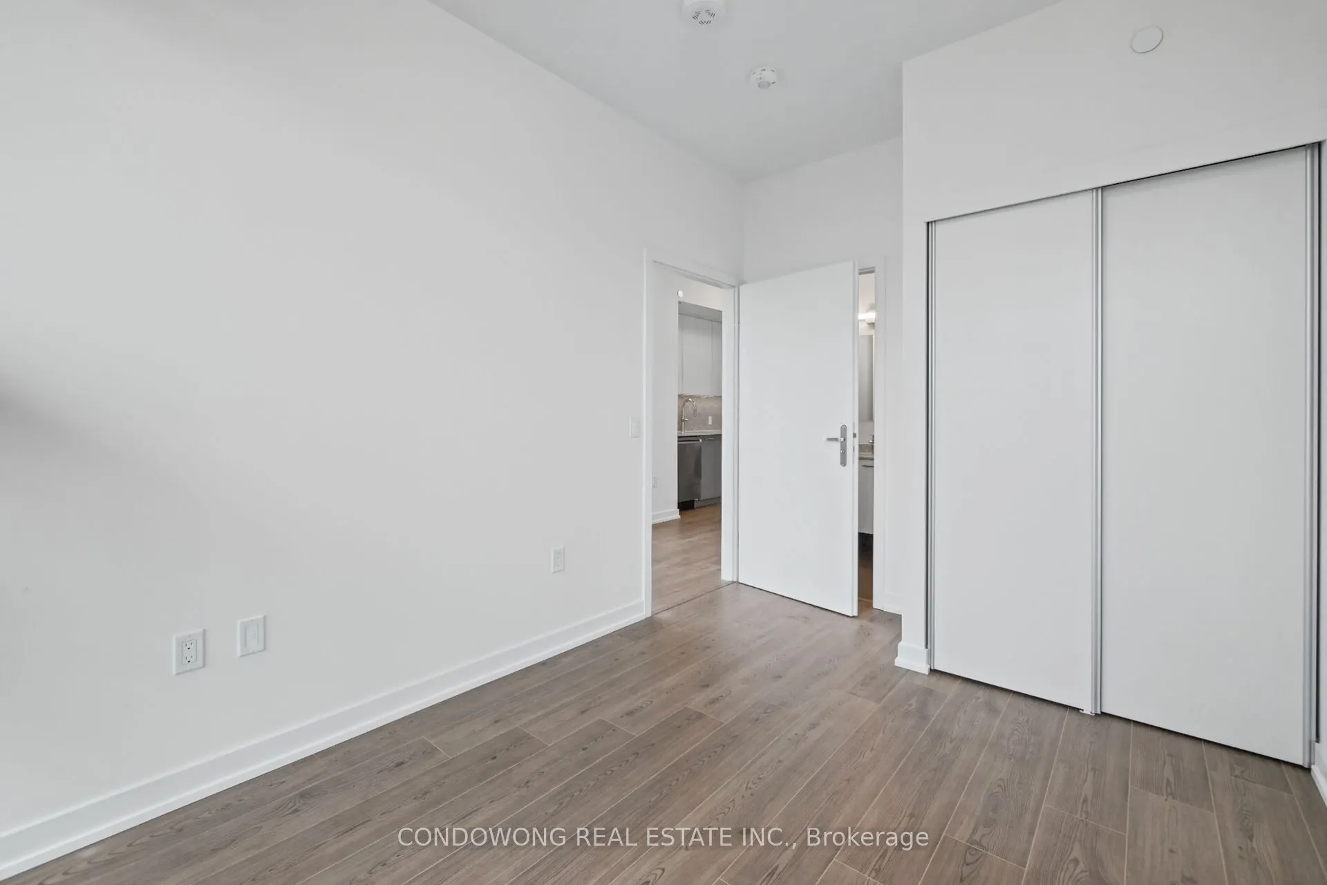 30 Francis Street S #609