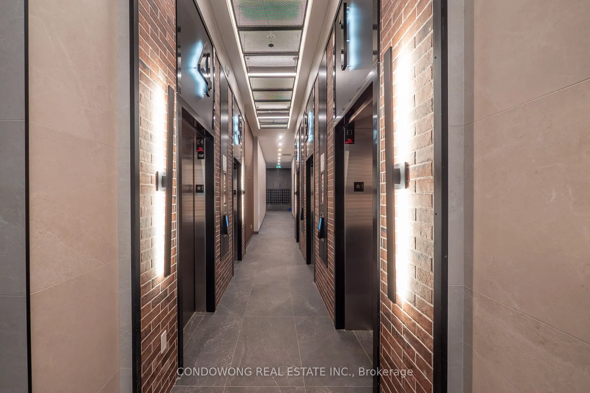 30 Francis Street S #609