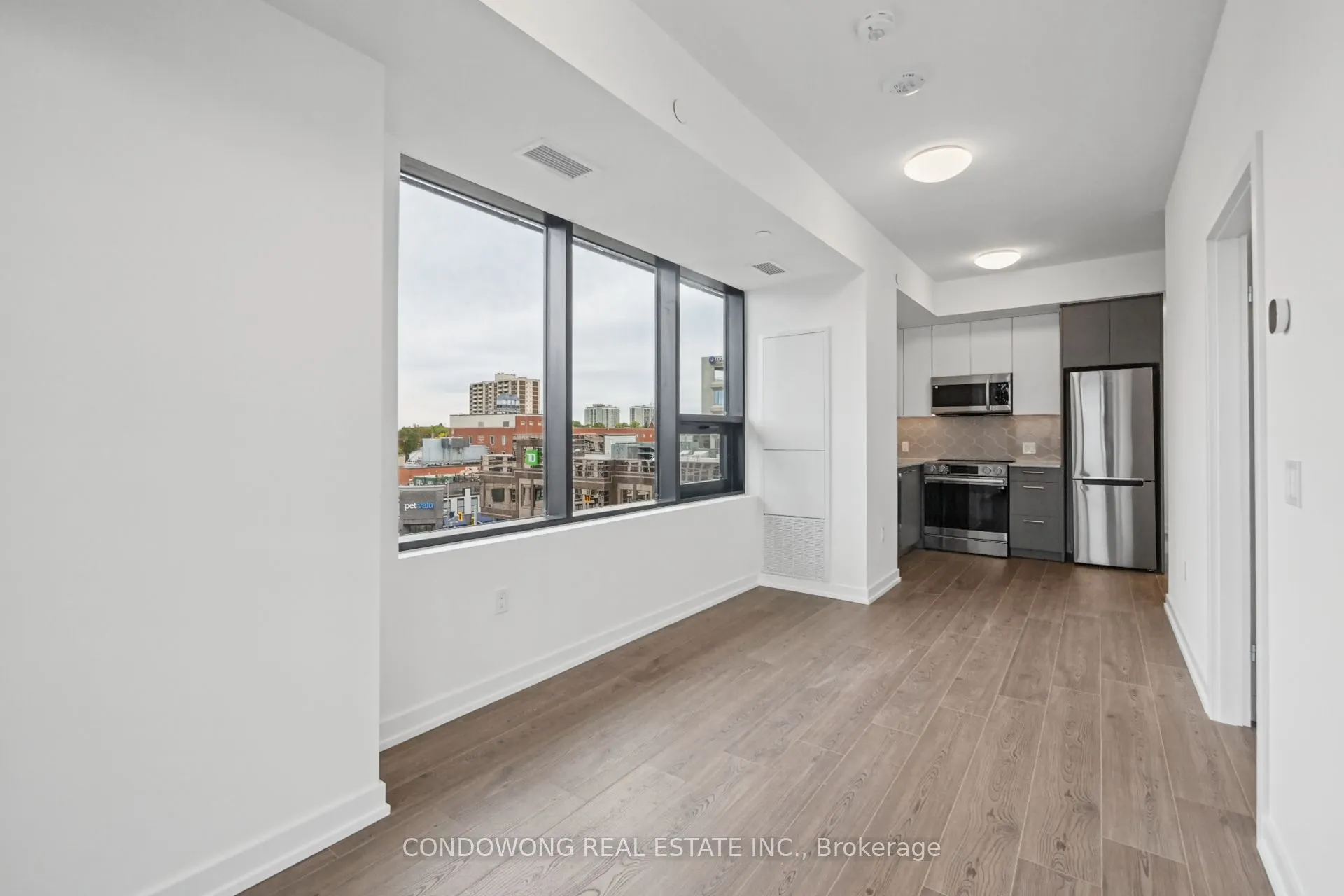 30 Francis Street S #609