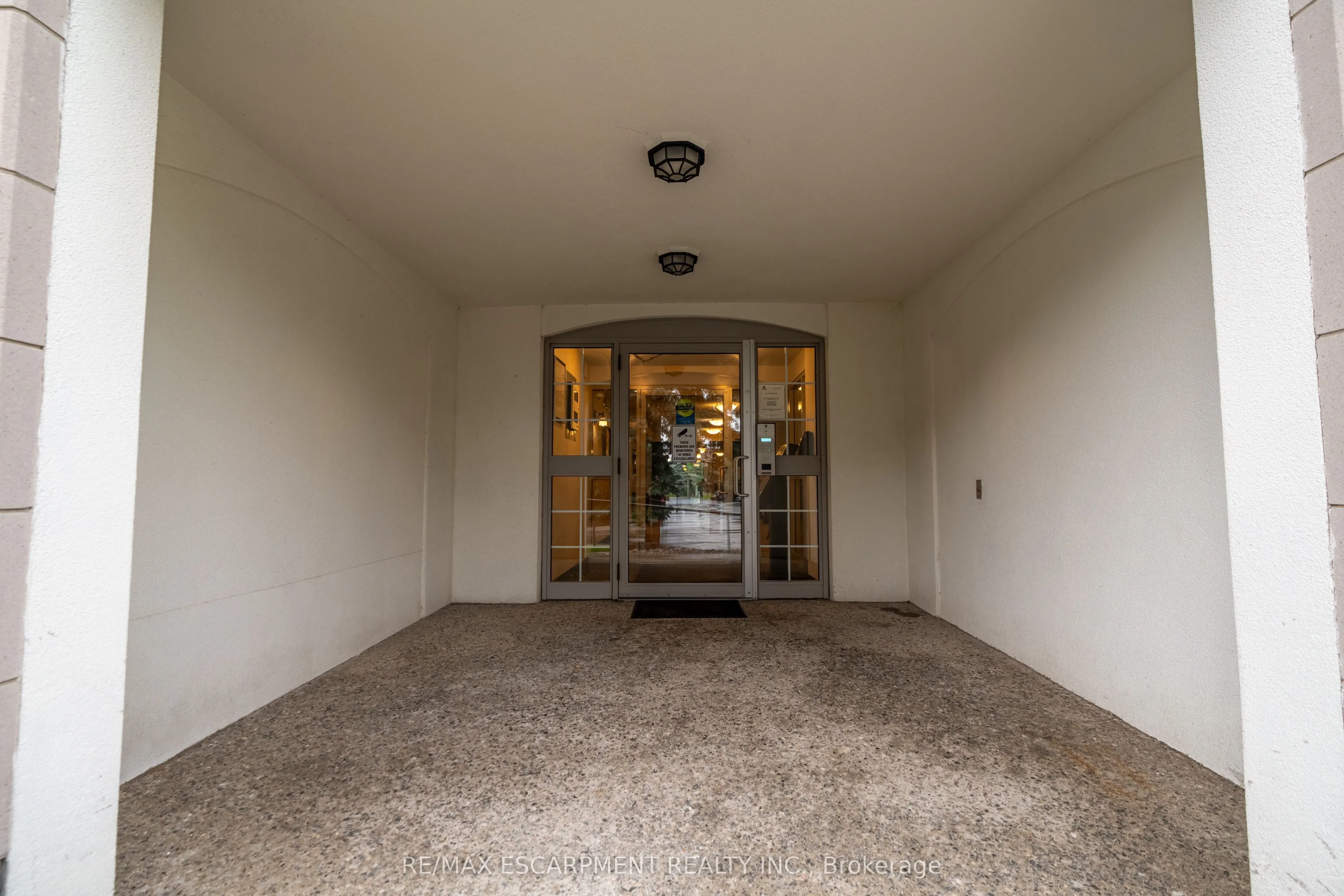 970 Golf Links Road #306