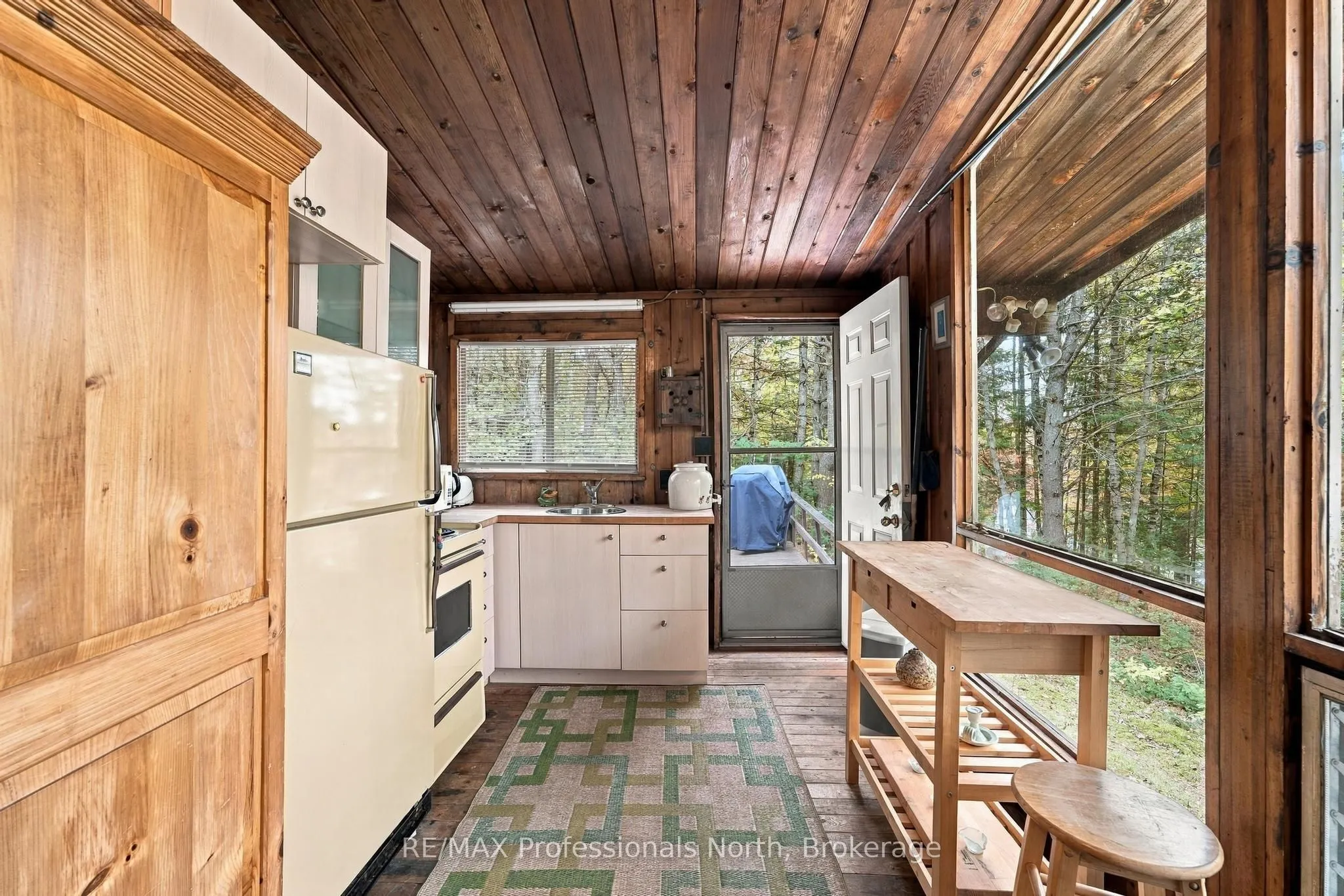 1086 Dragonfly Lane
