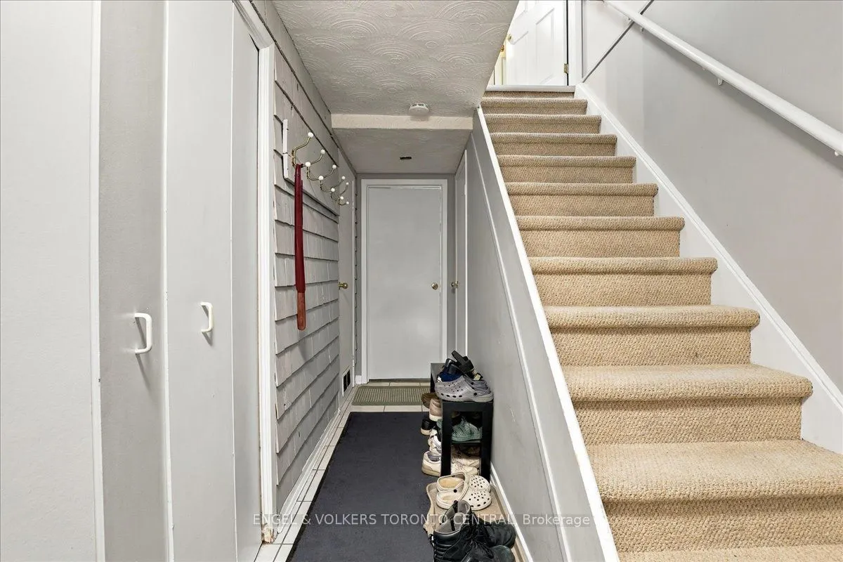 30 Green Valley Drive W ##36