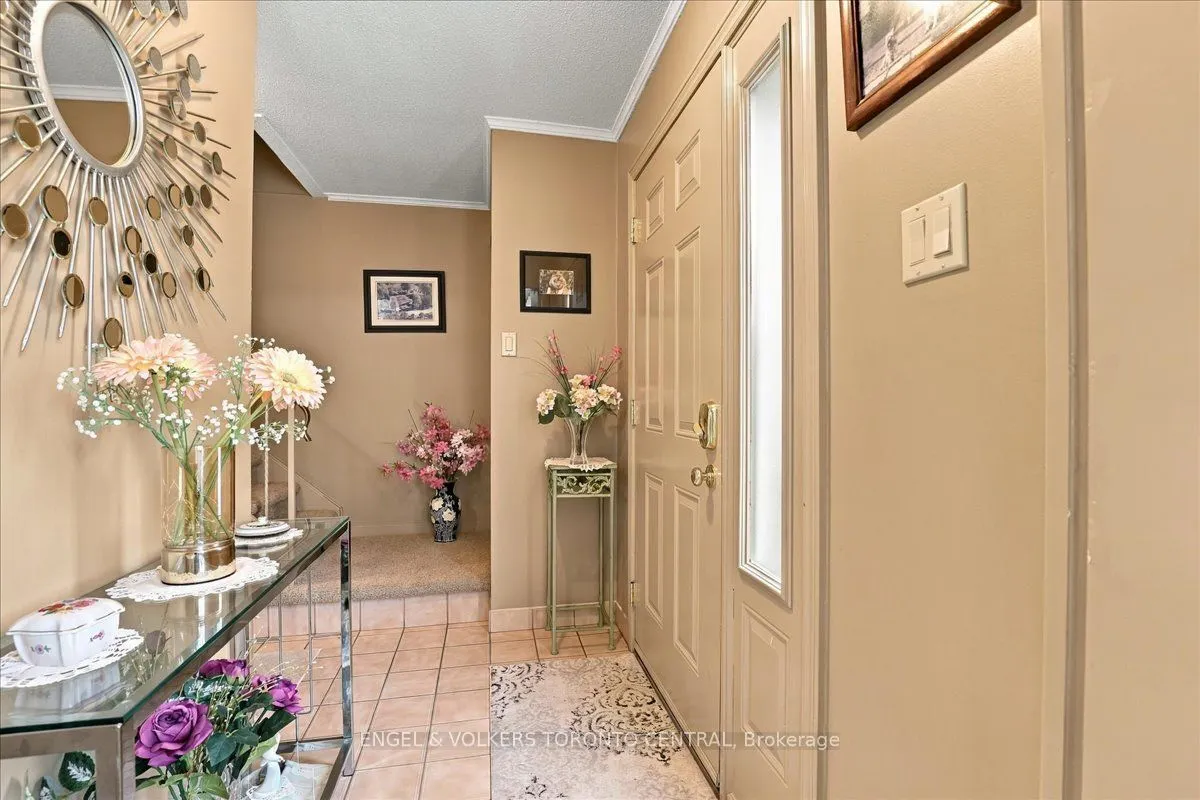 30 Green Valley Drive W ##36