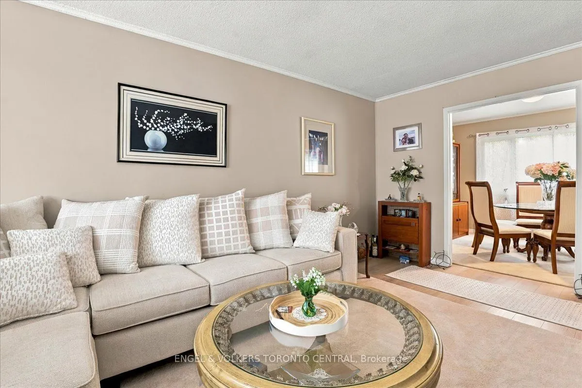 30 Green Valley Drive W ##36