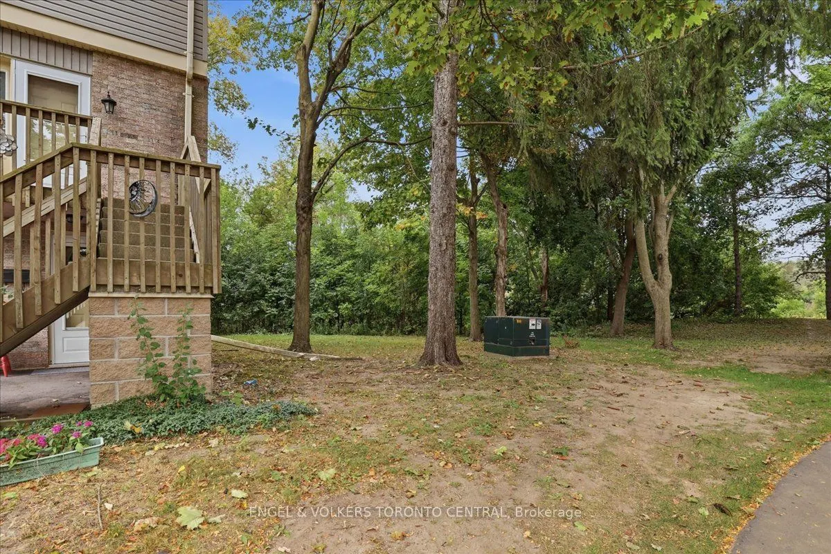 30 Green Valley Drive W ##36