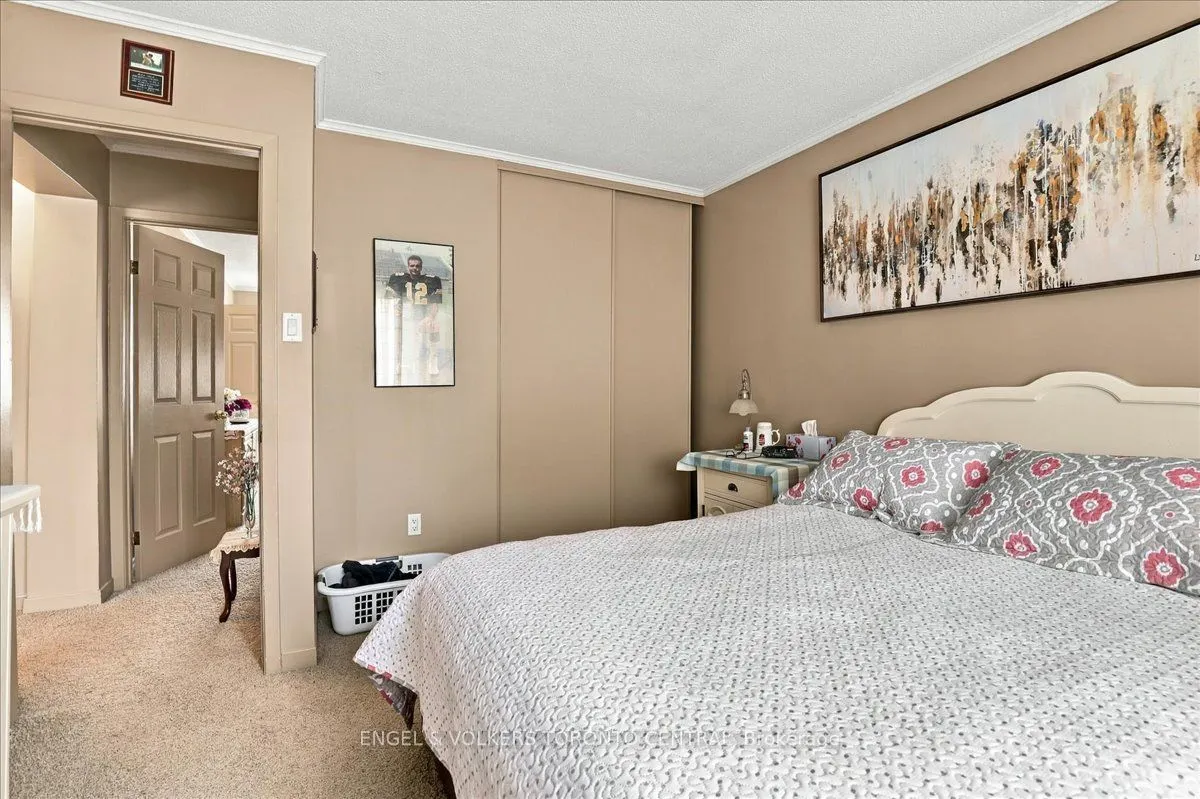 30 Green Valley Drive W ##36
