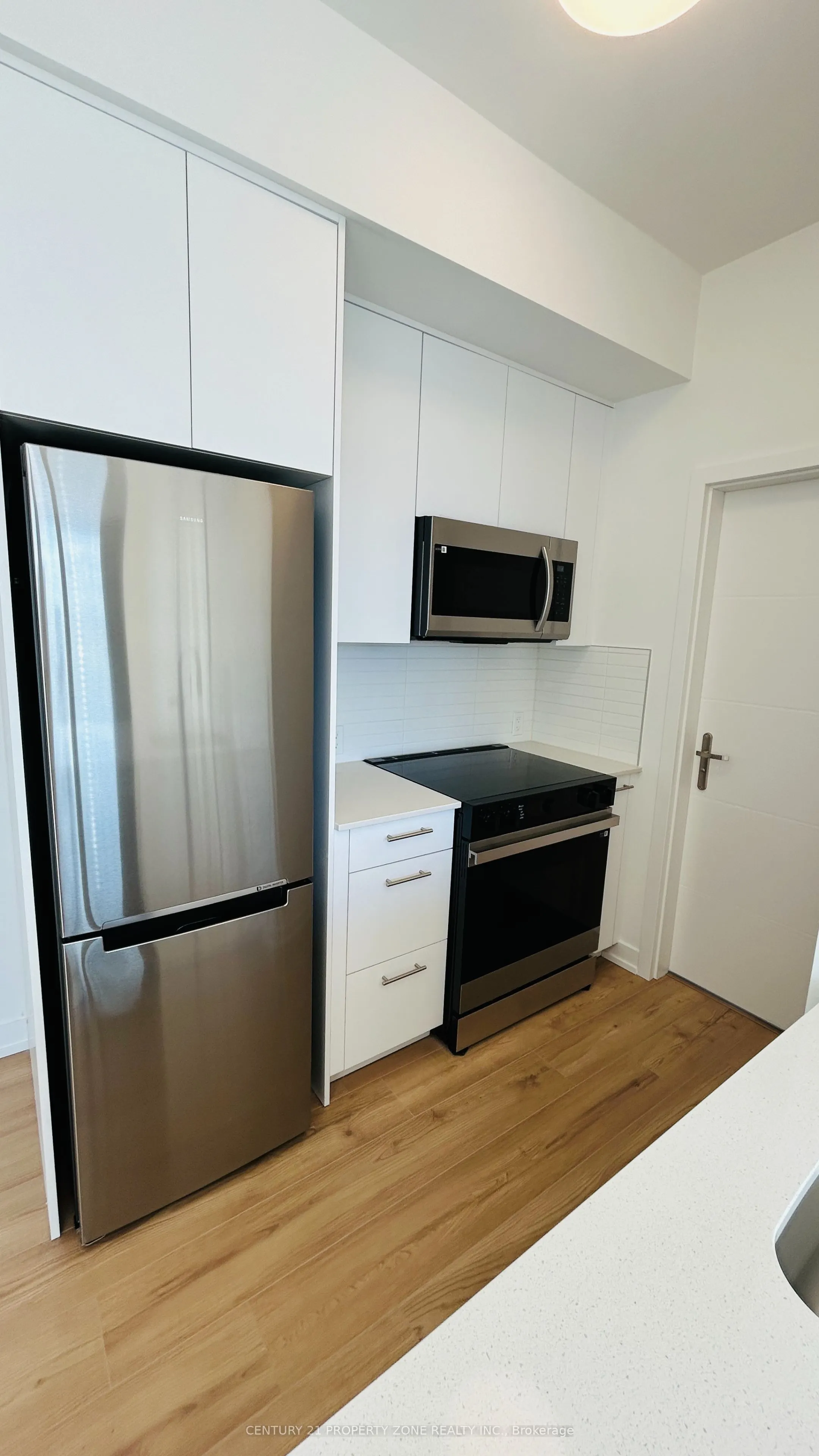 30 Francis Street S #1802