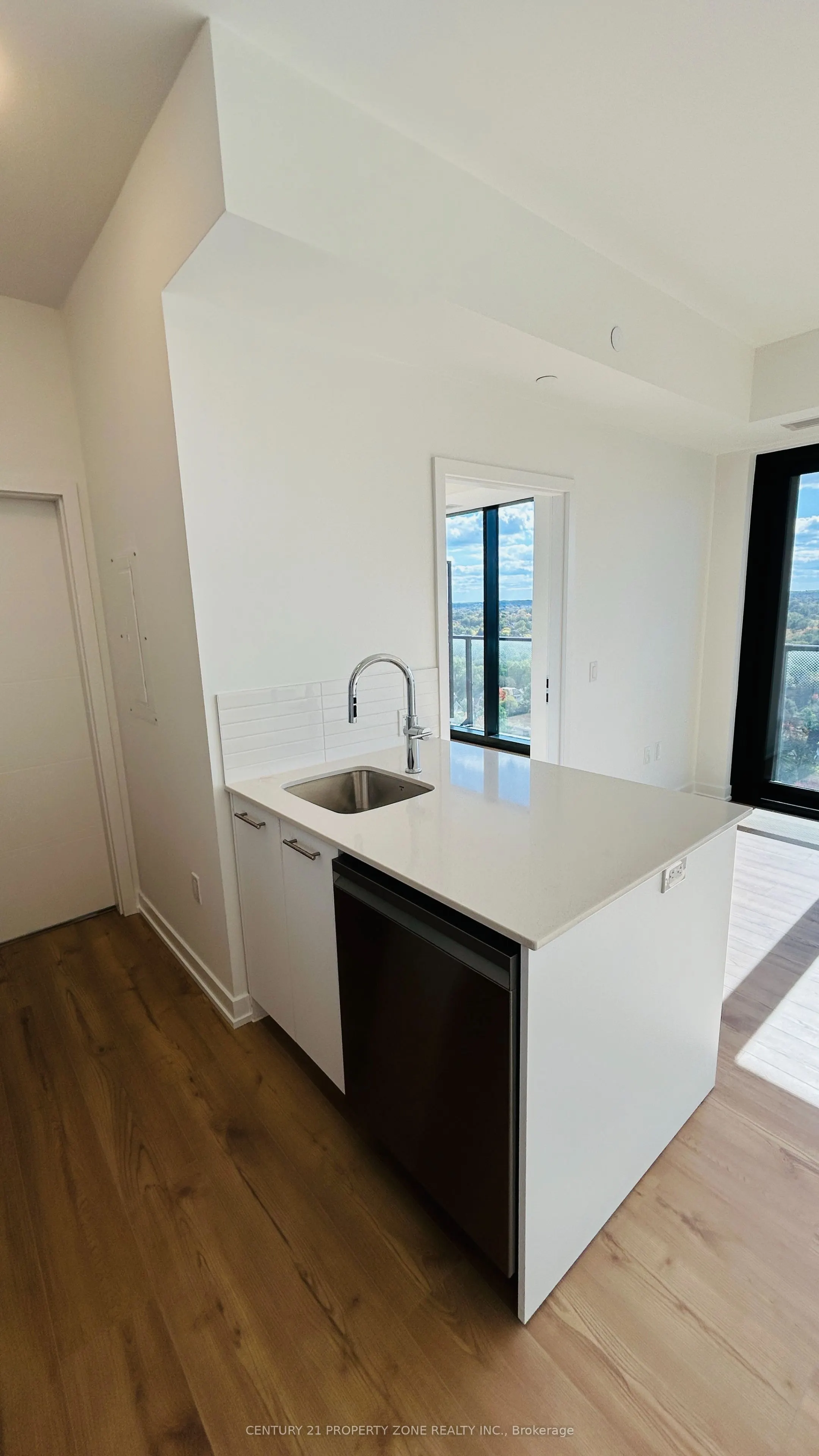 30 Francis Street S #1802