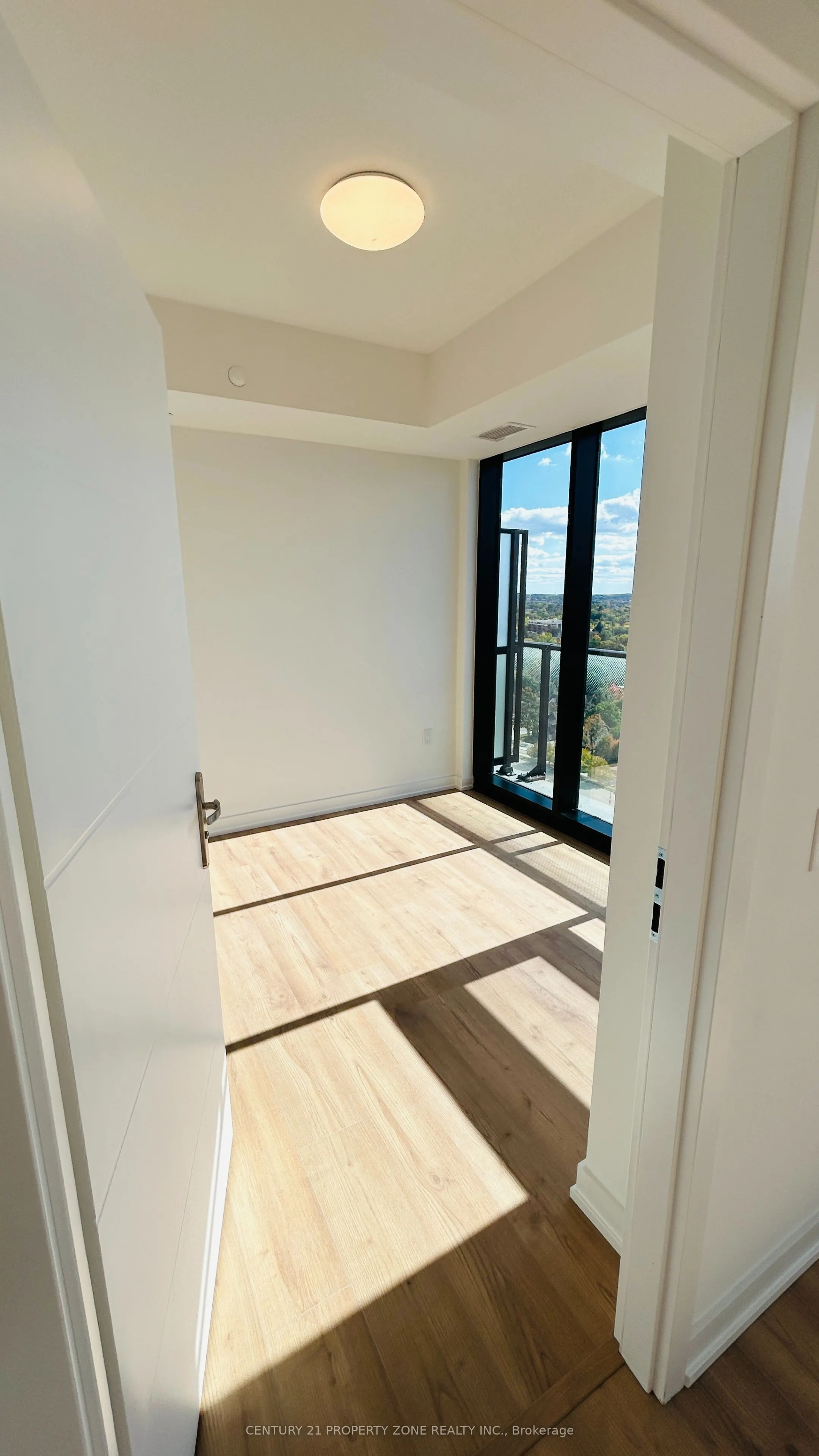 30 Francis Street S #1802