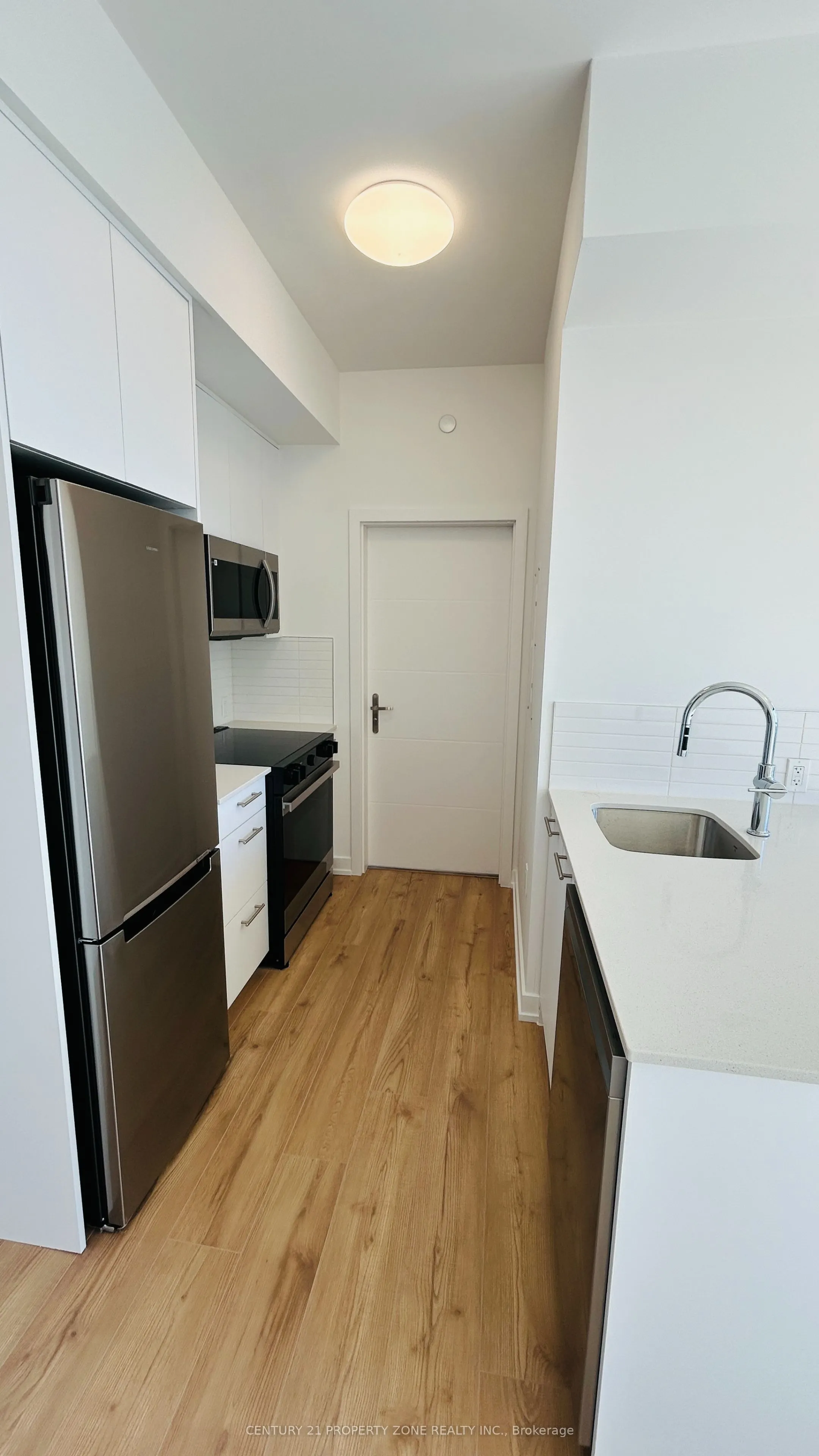 30 Francis Street S #1802