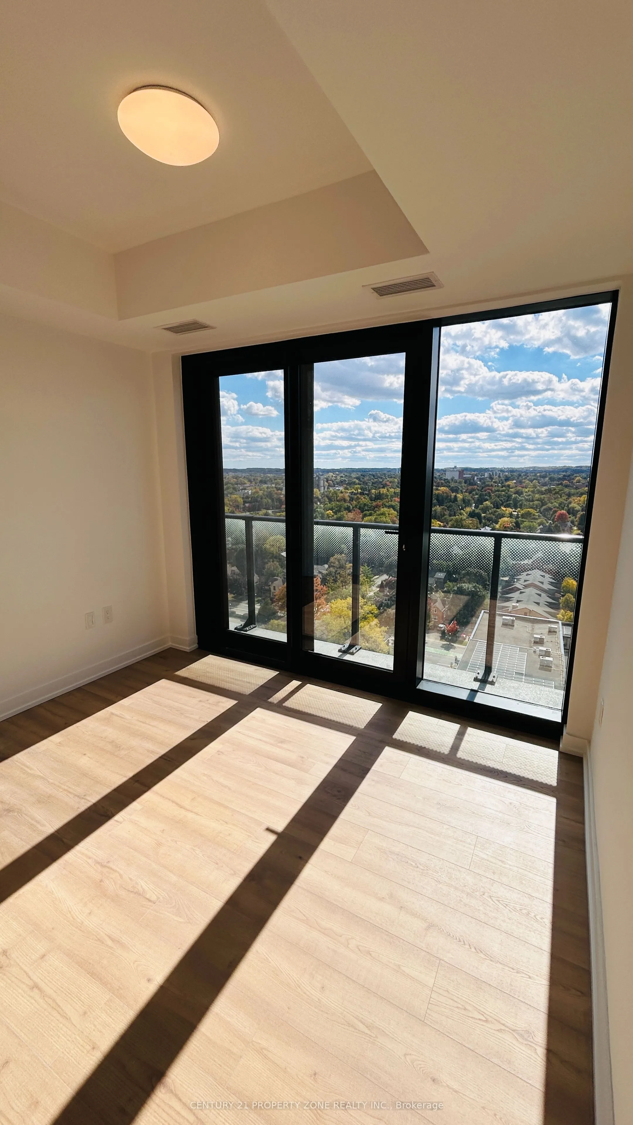 30 Francis Street S #1802
