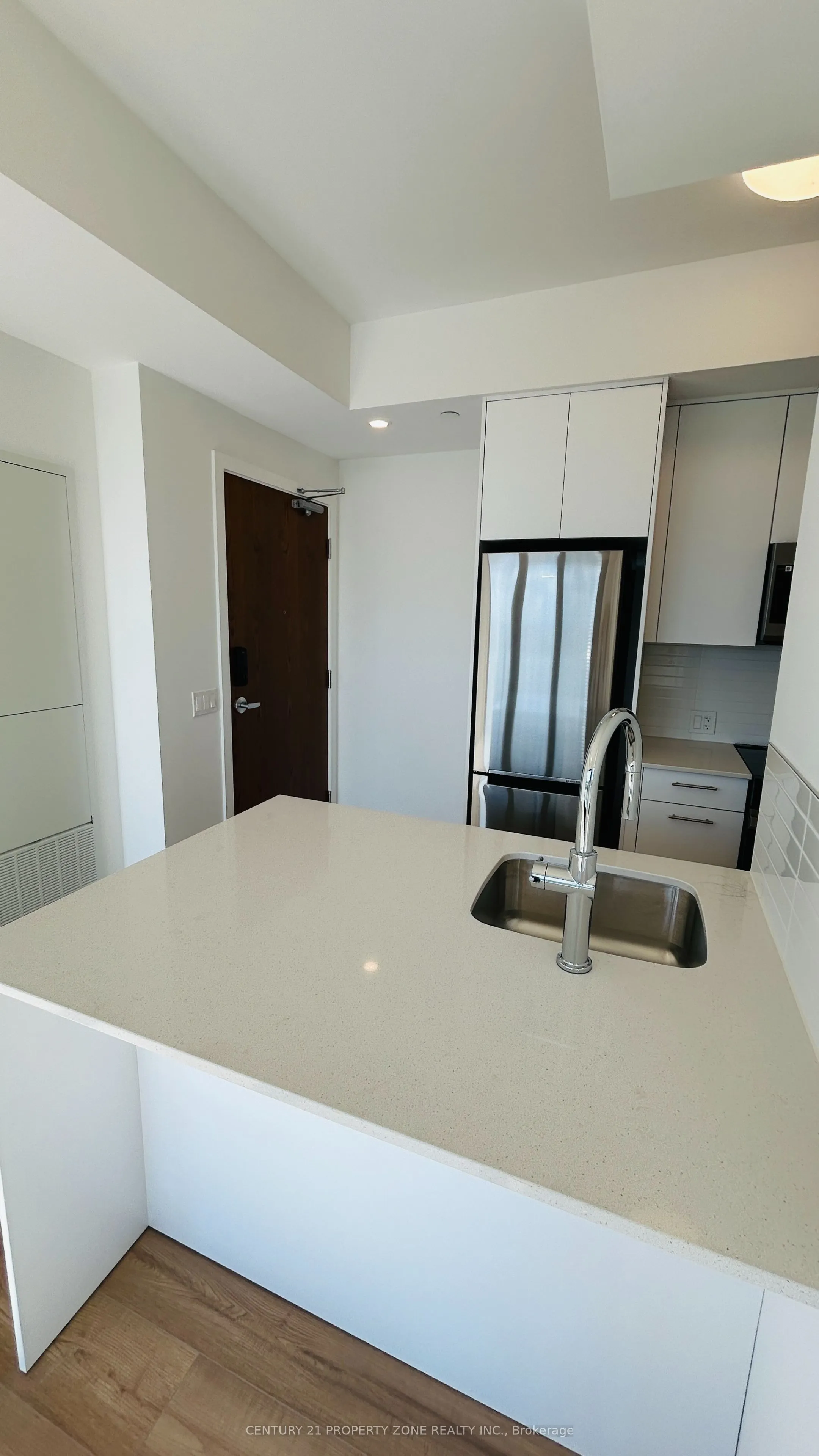 30 Francis Street S #1802