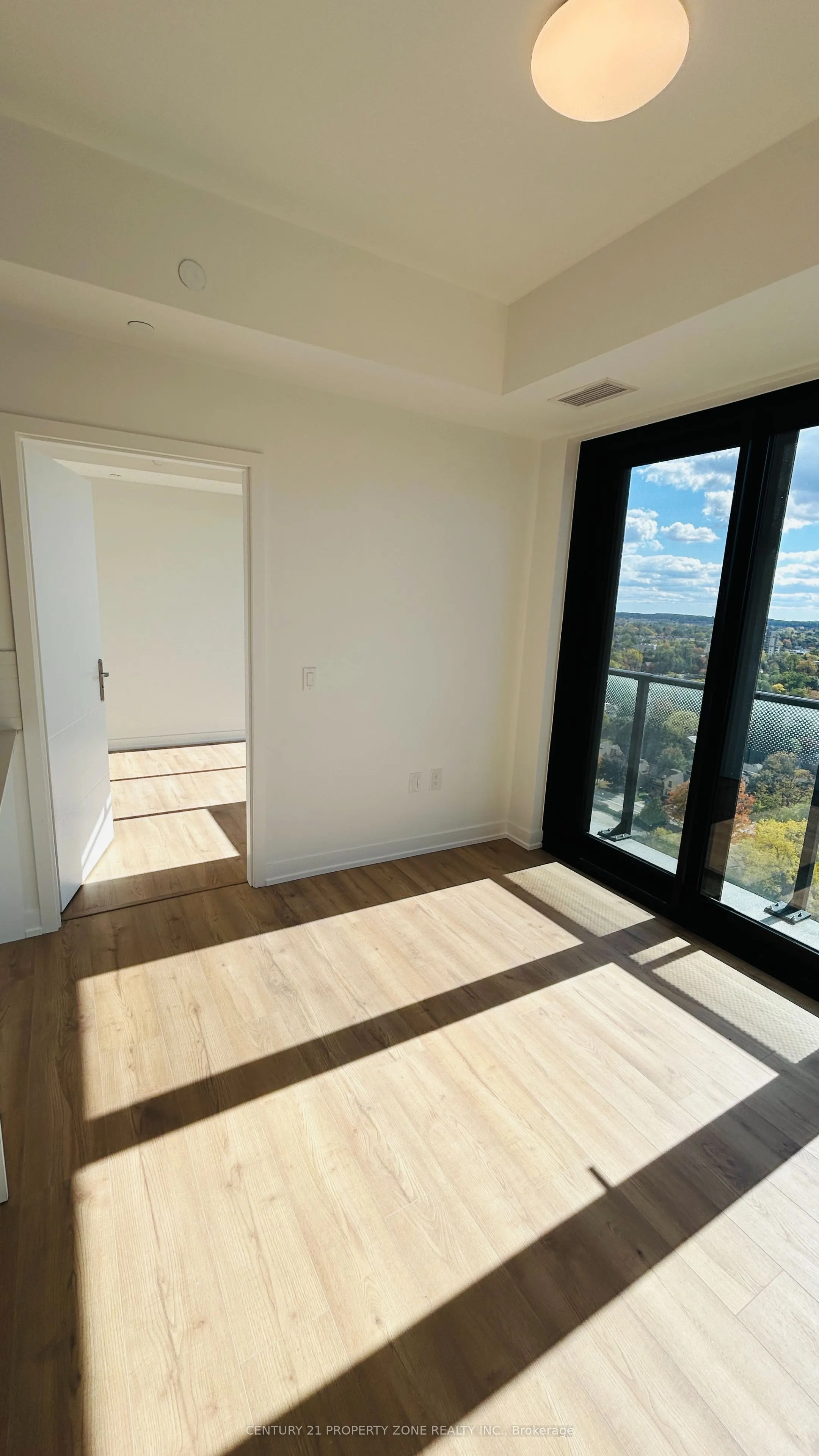 30 Francis Street S #1802