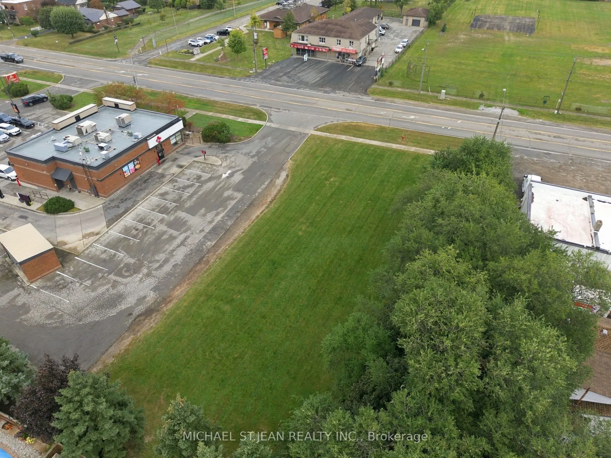 1242 Highway 8