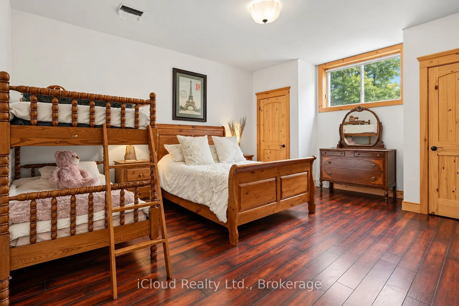 928 Portage Road