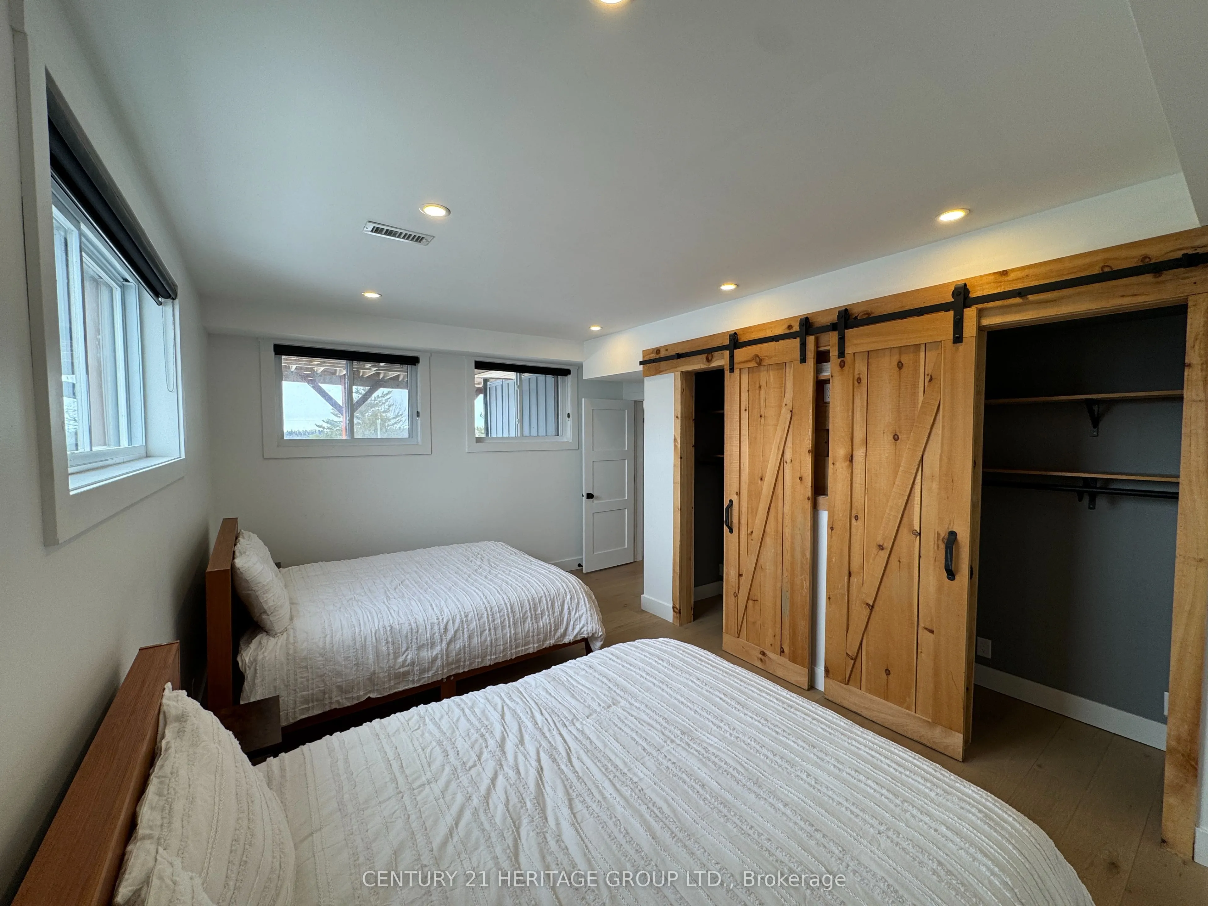 1257 Portage Road