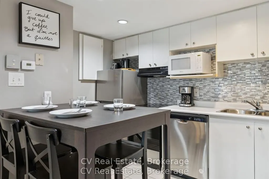 796468 Grey 19 Road #404