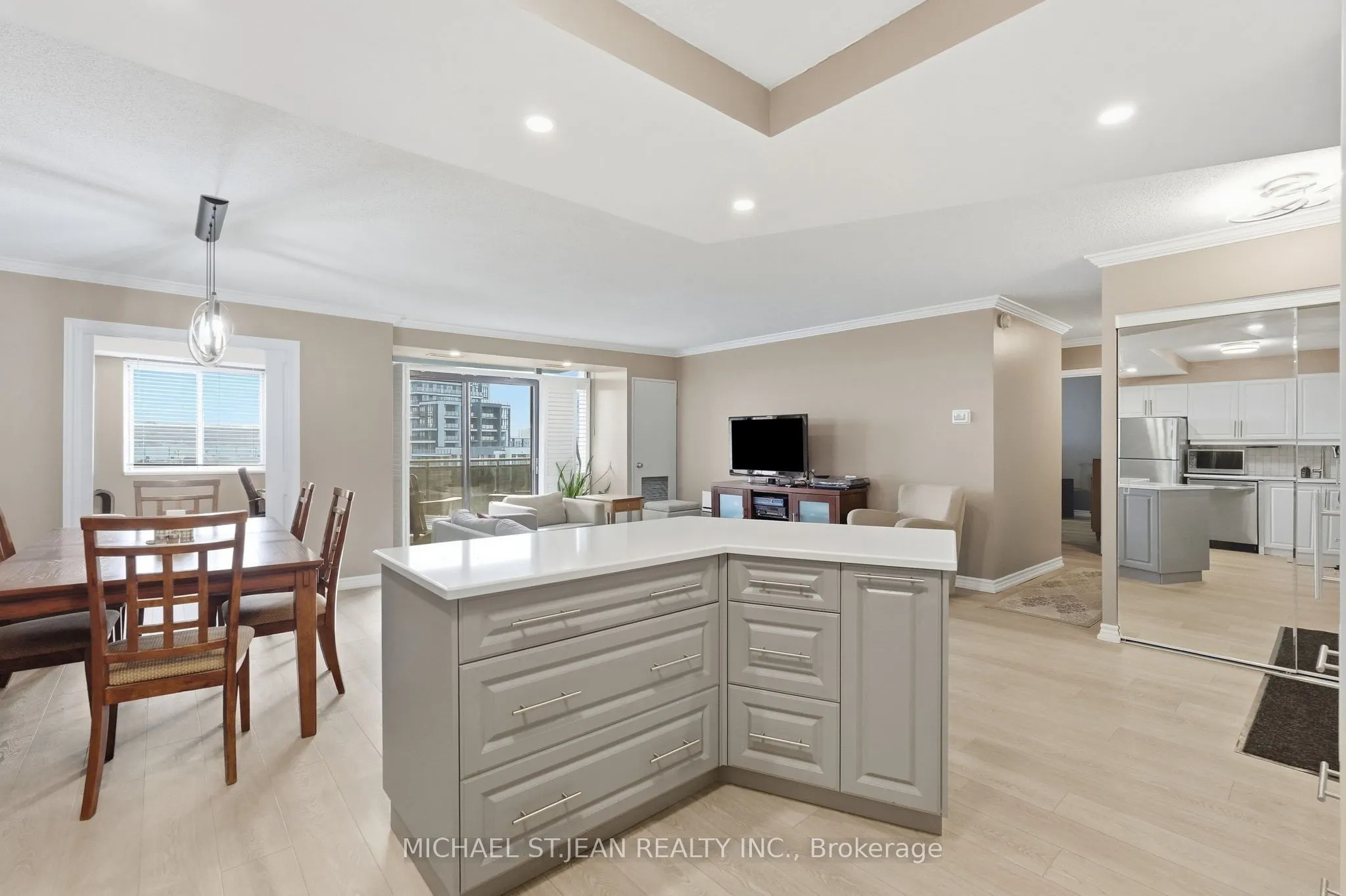 301 Frances Avenue #705