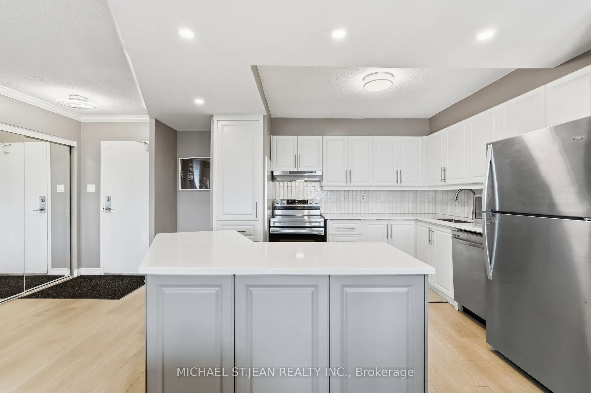 301 Frances Avenue #705