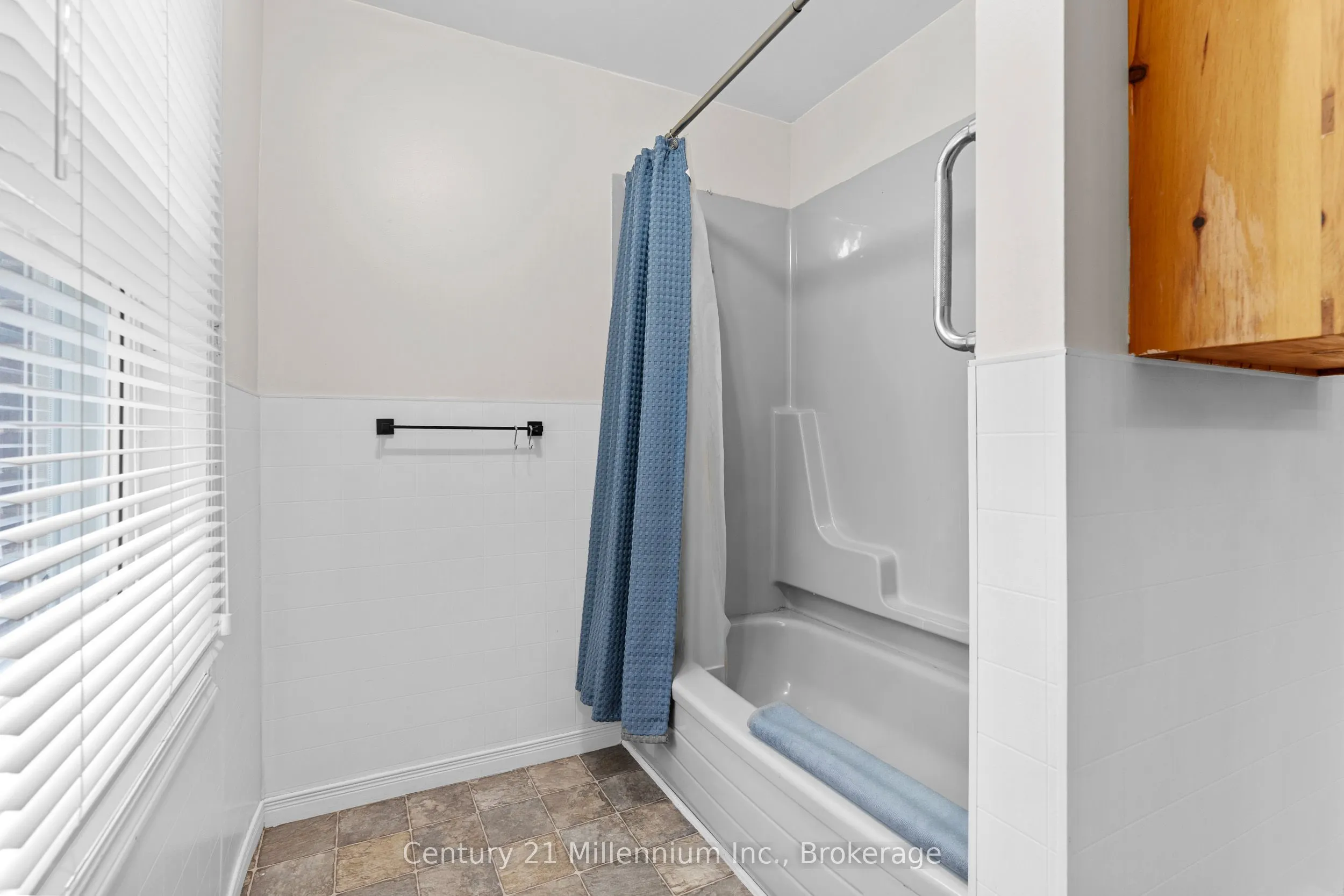 143 11th Street W