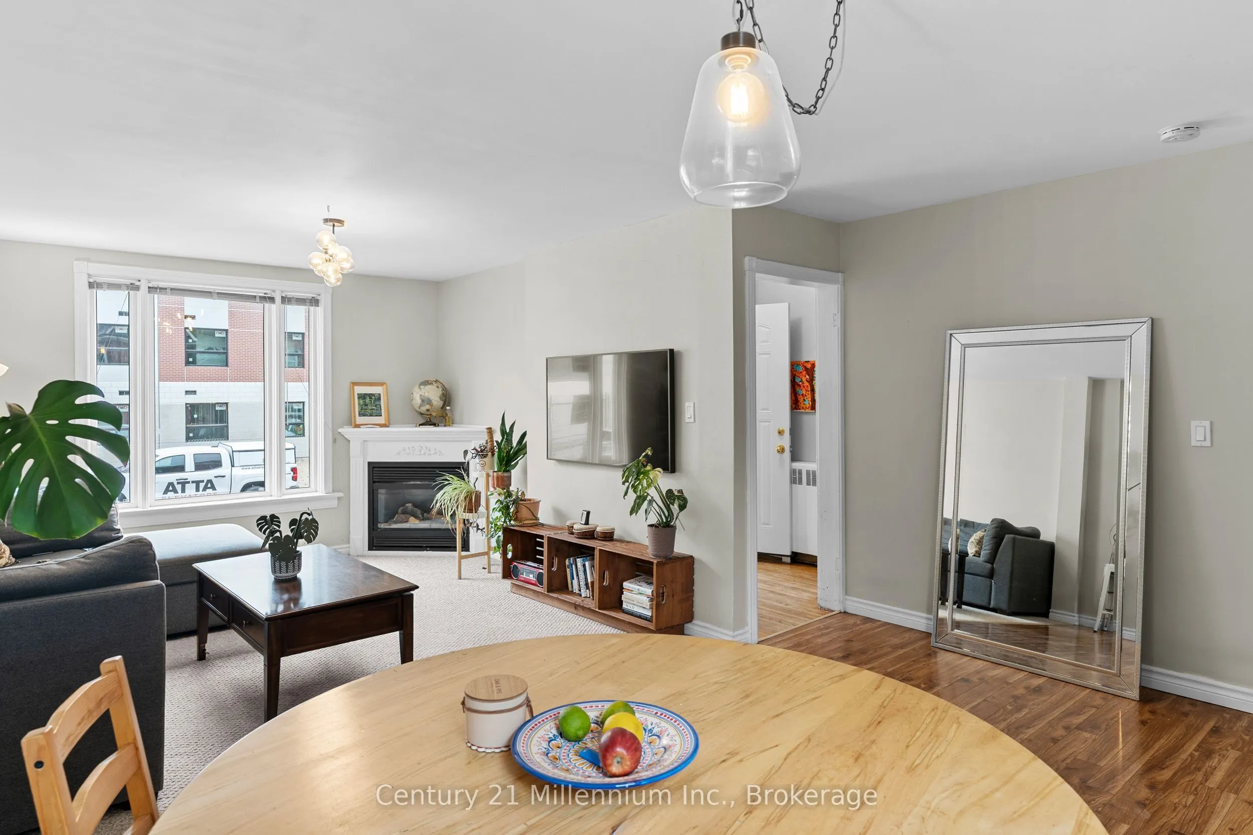 143 11th Street W