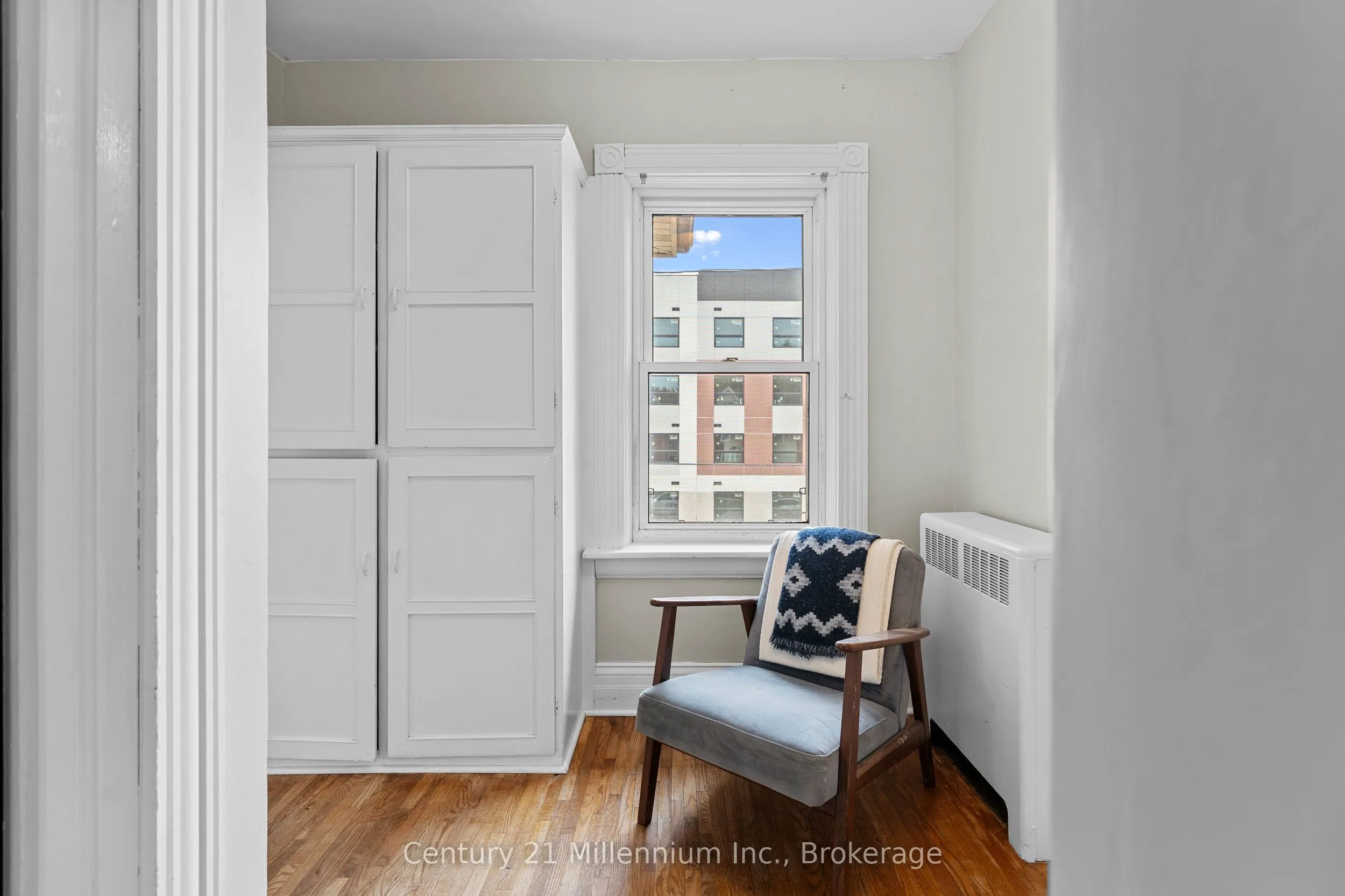 143 11th Street W