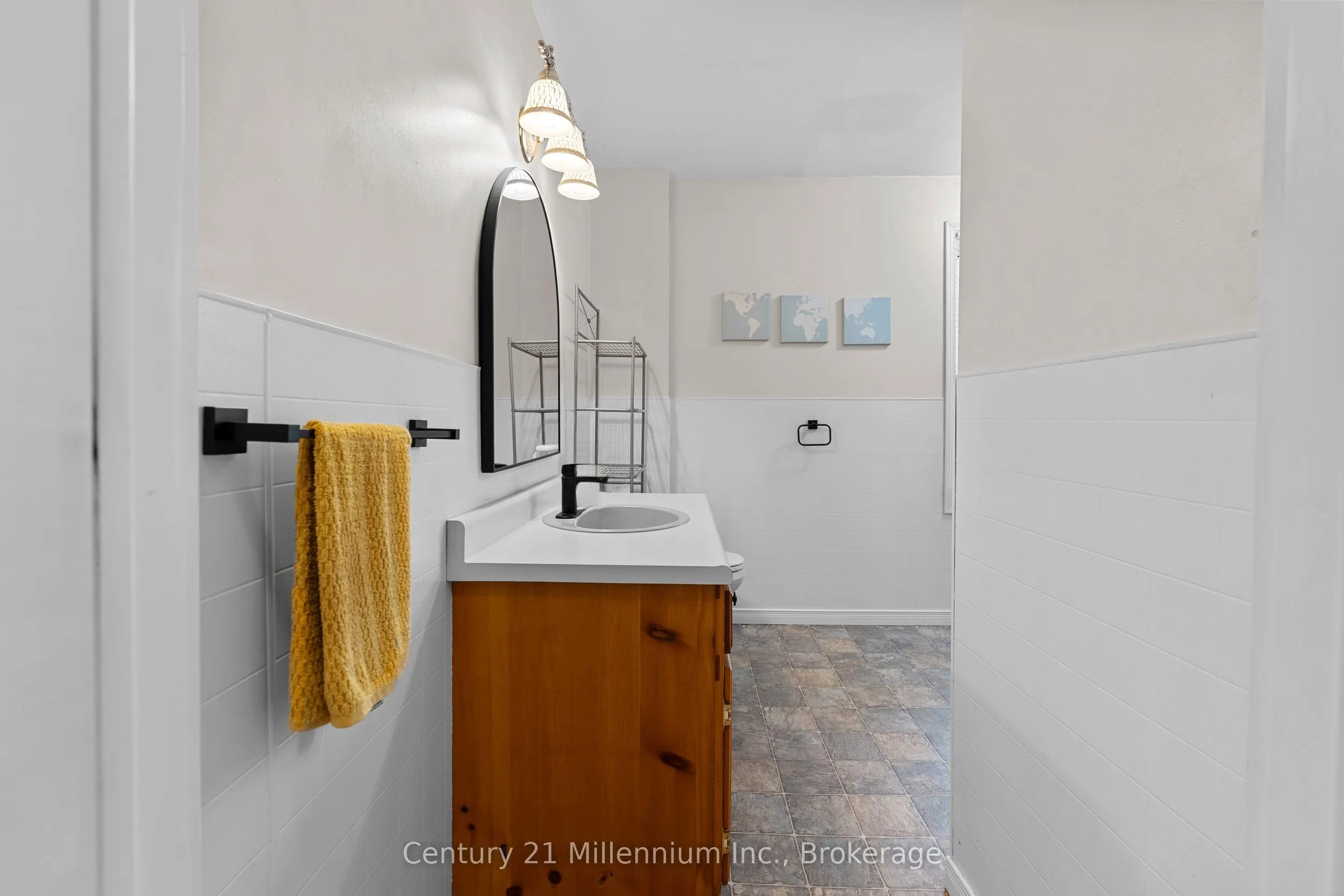 143 11th Street W