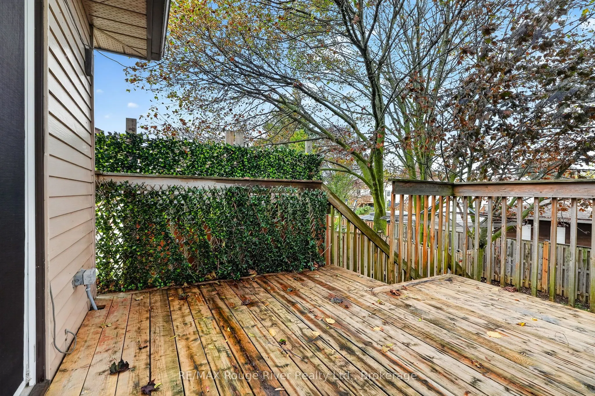 830 Ewing Court