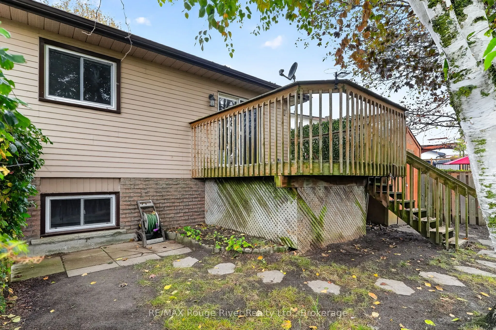 830 Ewing Court