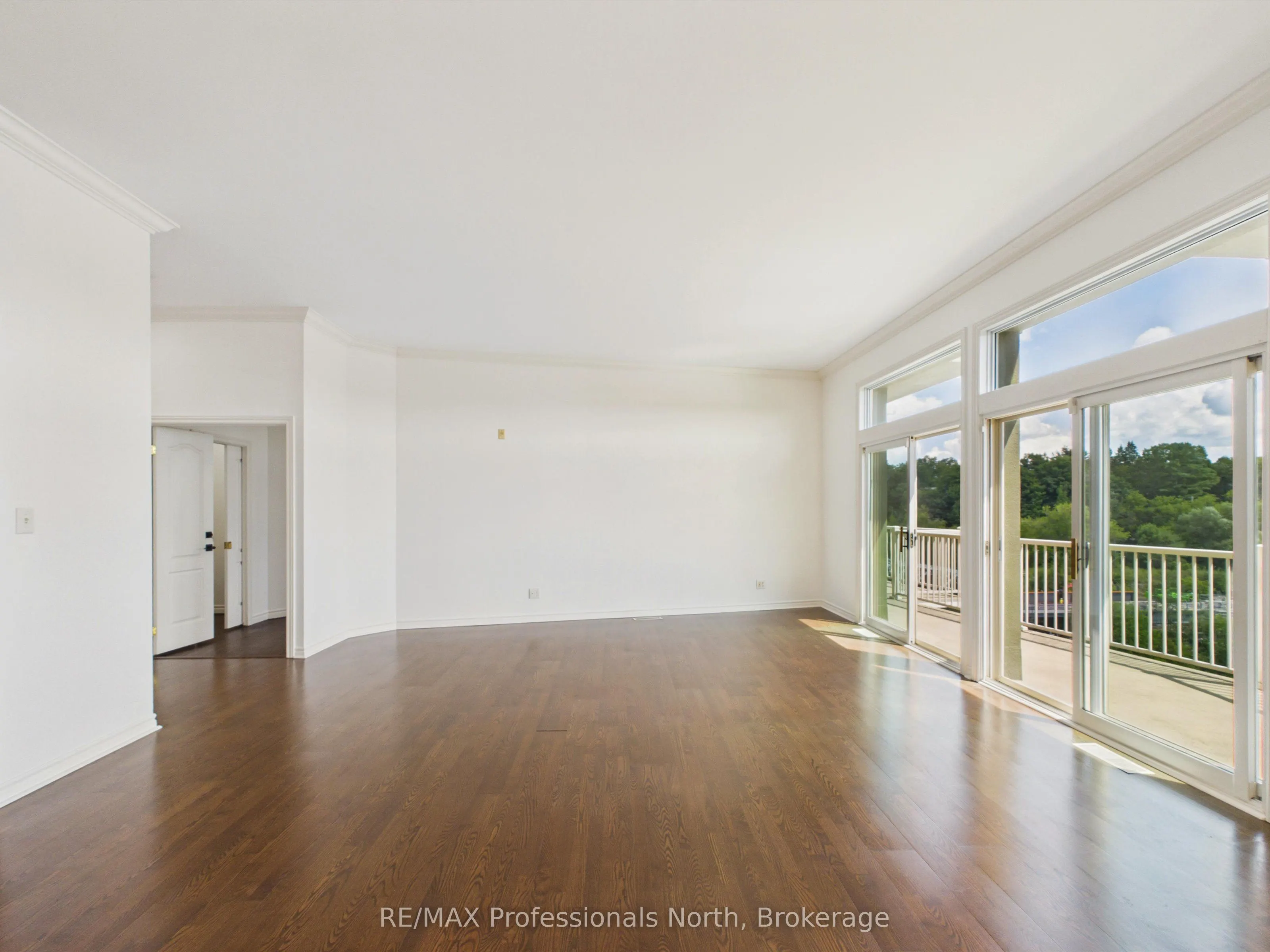 24 Ontario Street #501