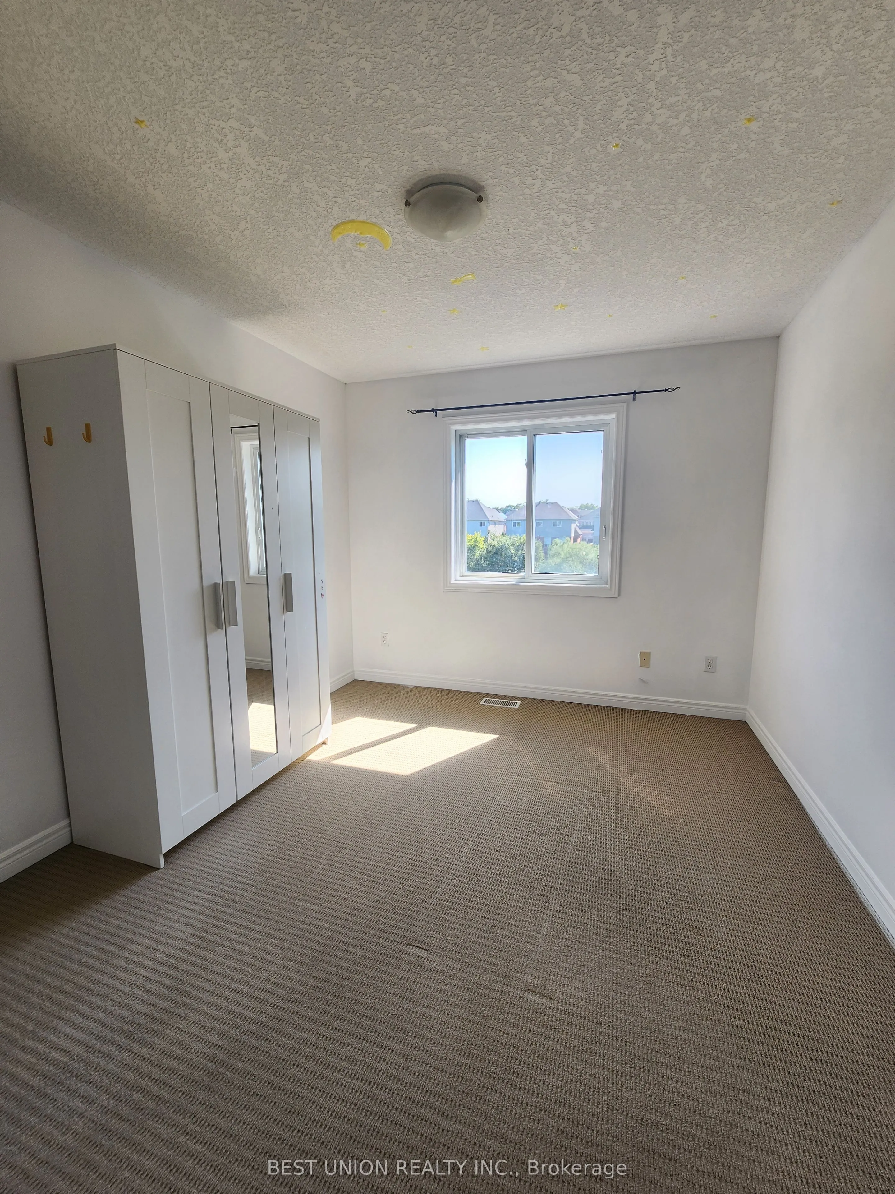 468 Doon Drive S #27