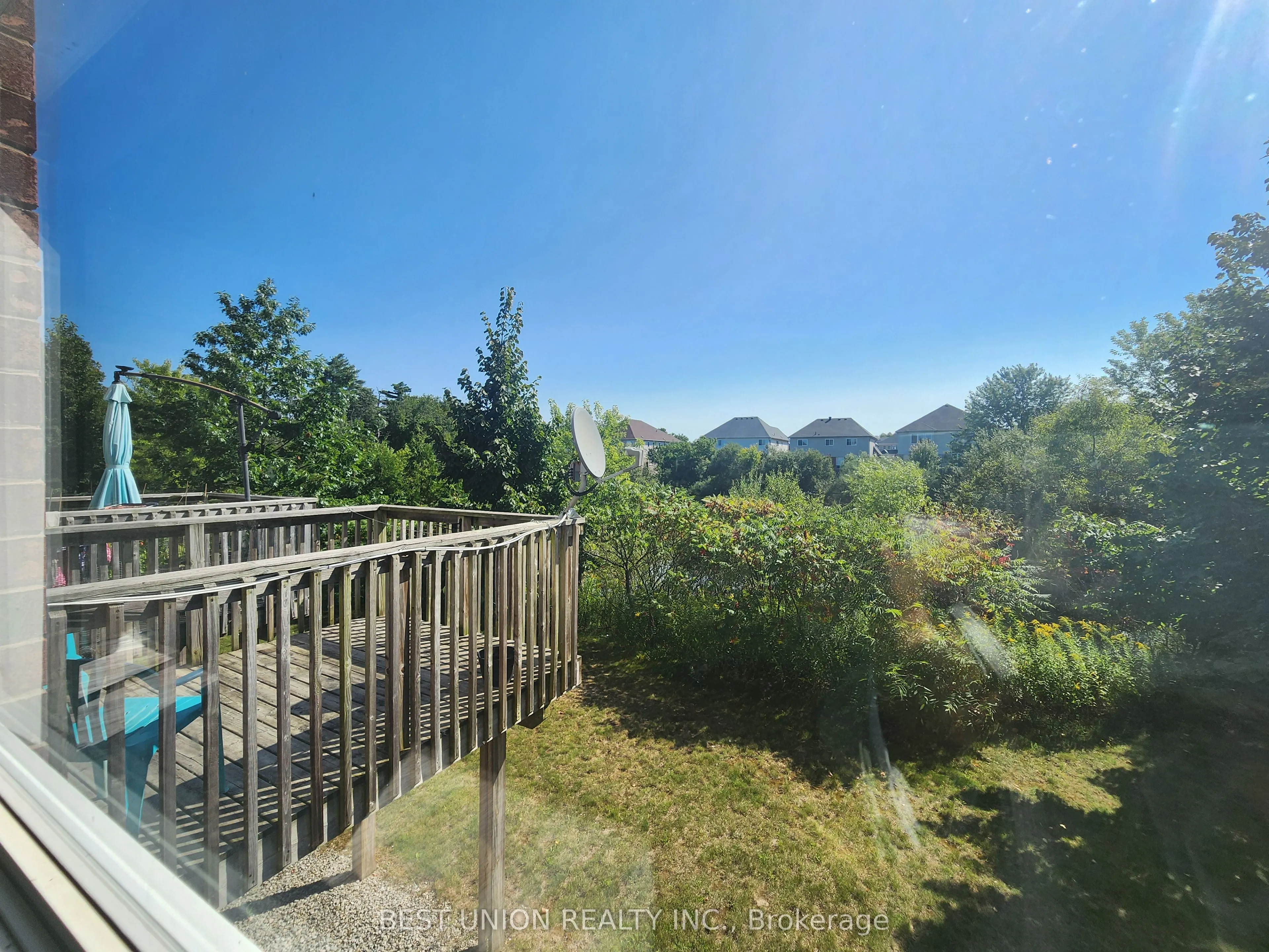468 Doon Drive S #27