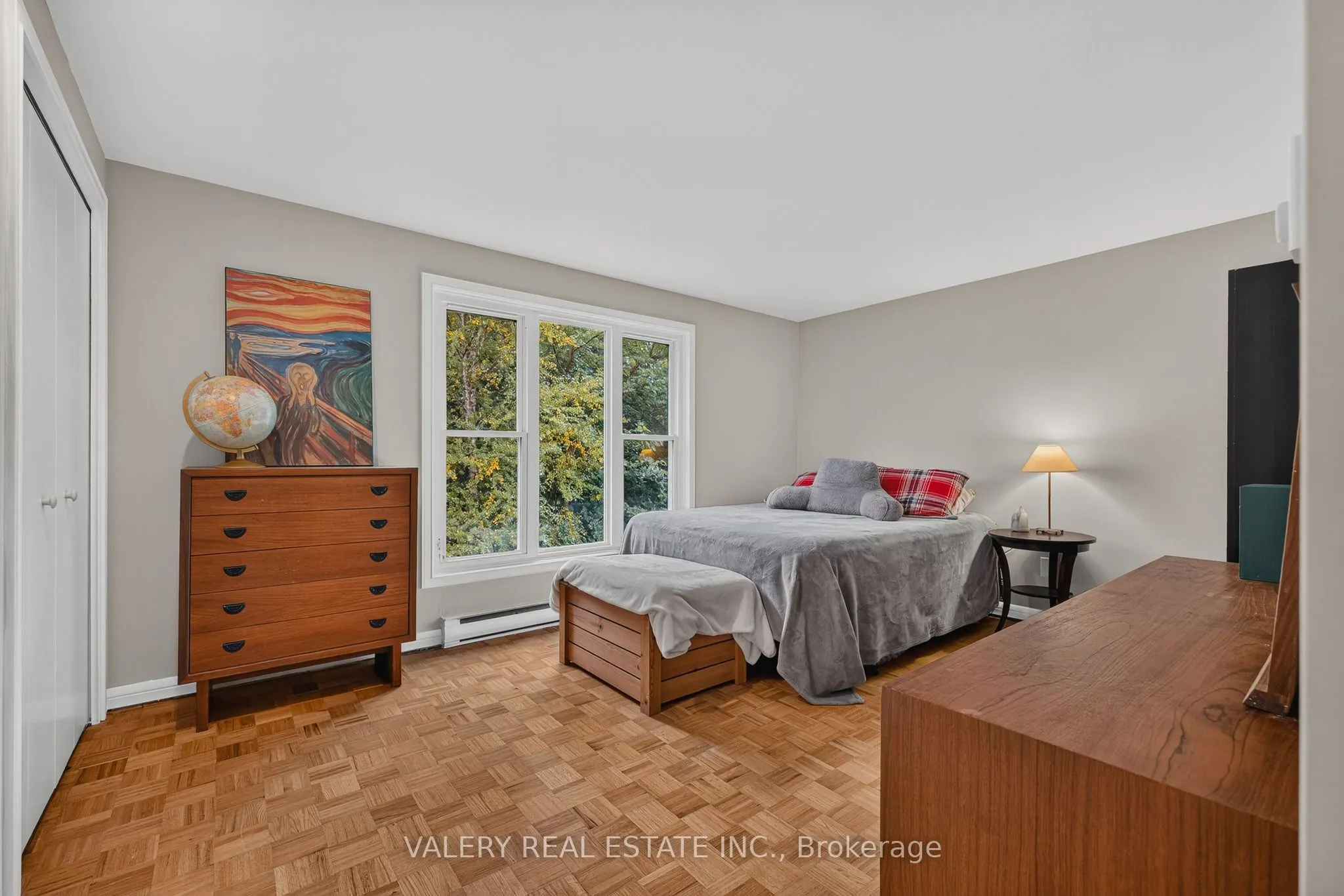 325 Coleridge Drive